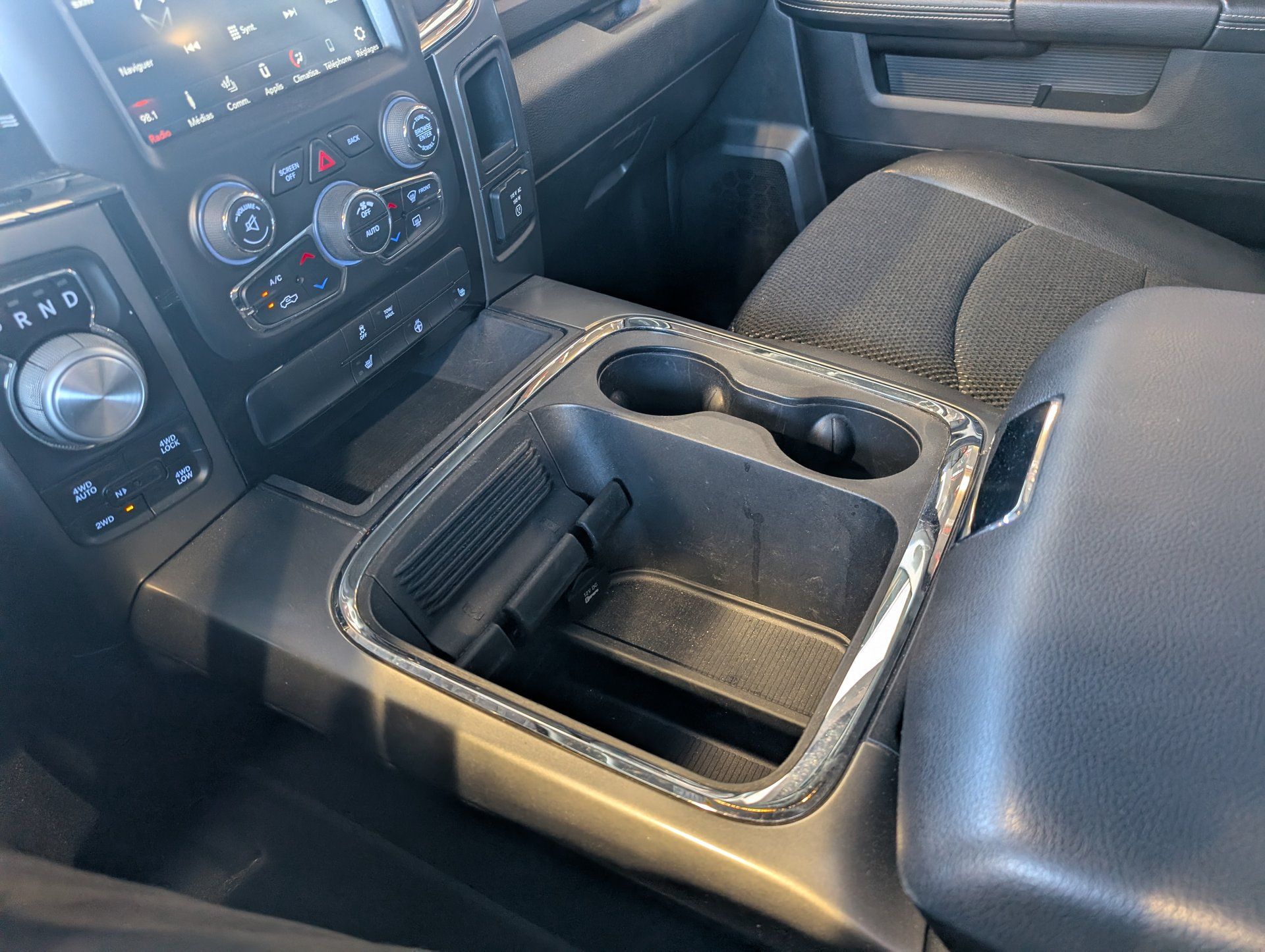 Ram 1500 2018 - Image 25