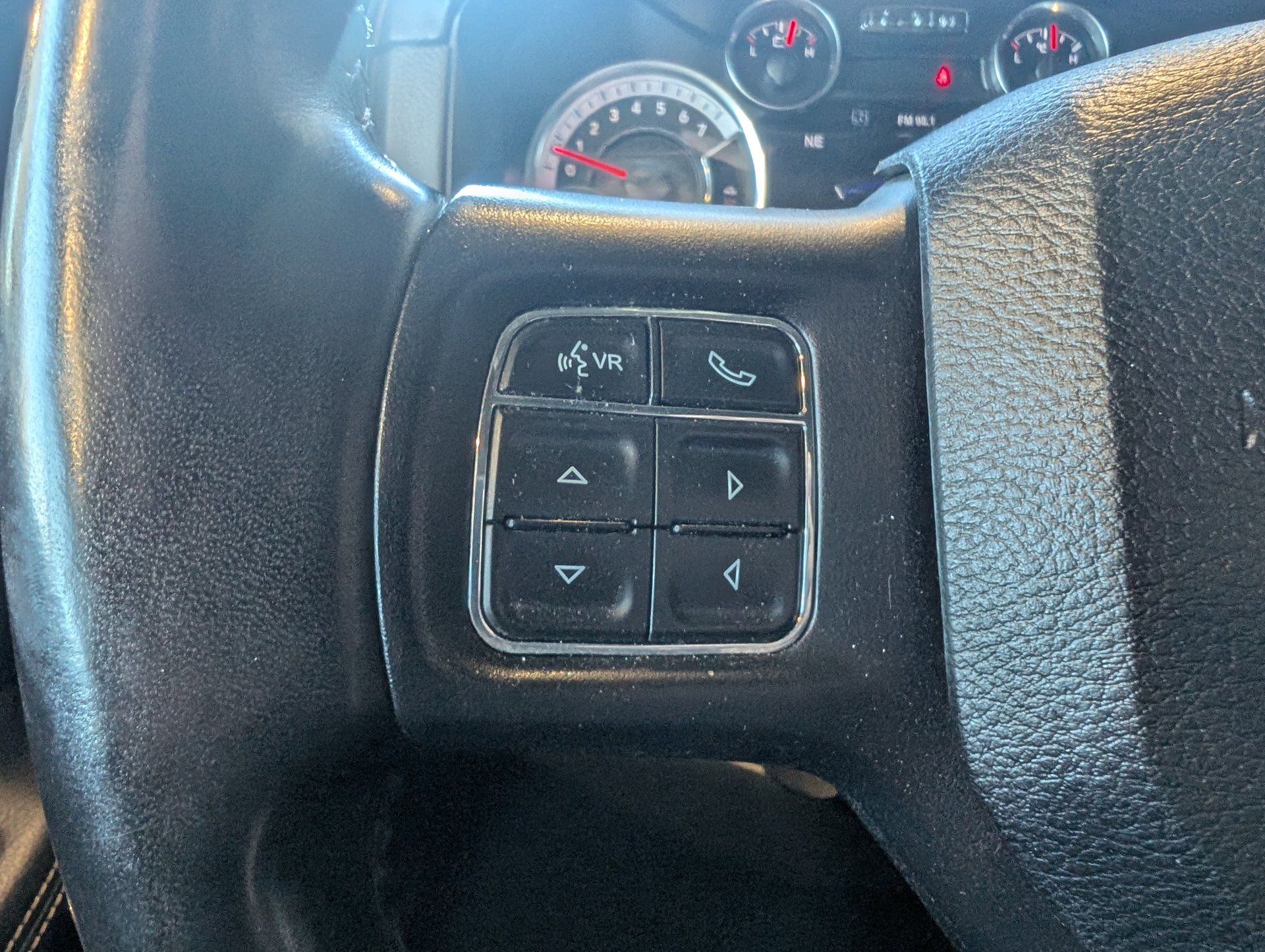 Ram 1500 2018 - Image 18