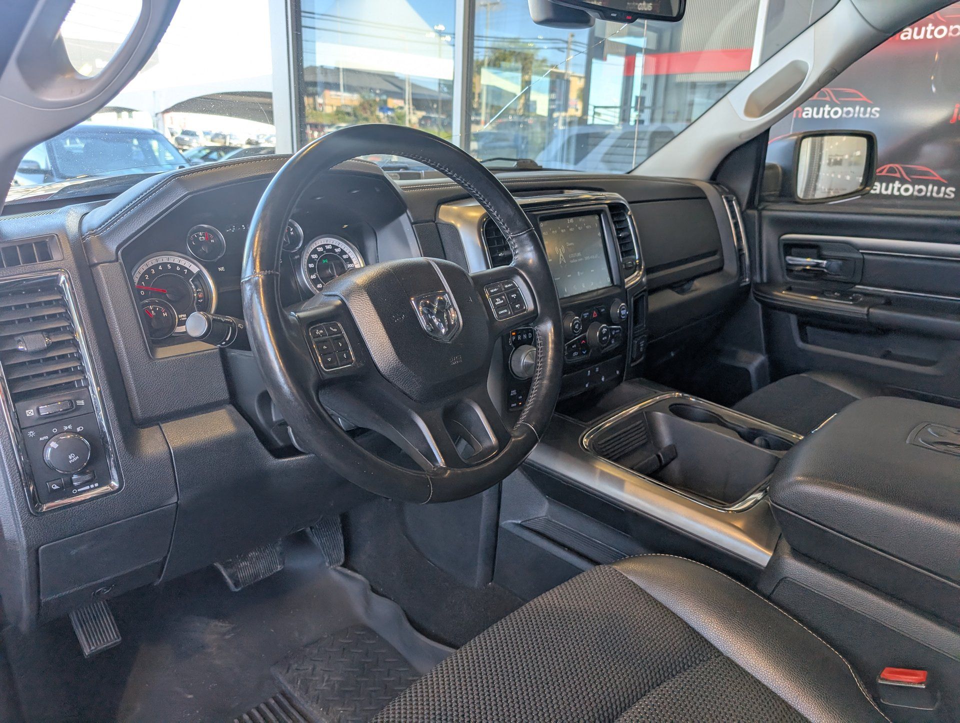 Ram 1500 2018 - Image 13