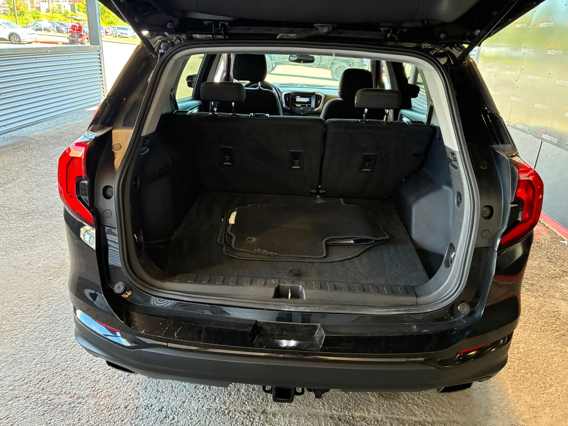GMC Terrain 2019 - Image 6