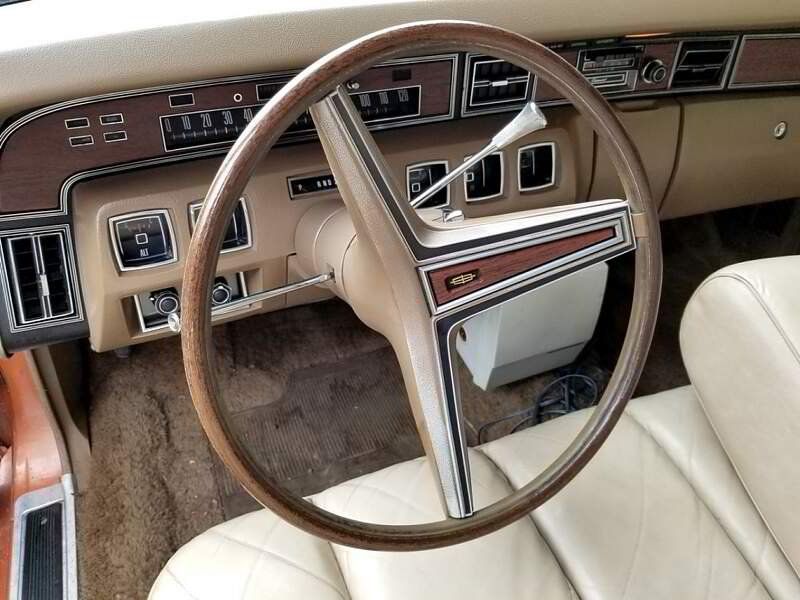 Lincoln Continental 1972 - Image 10