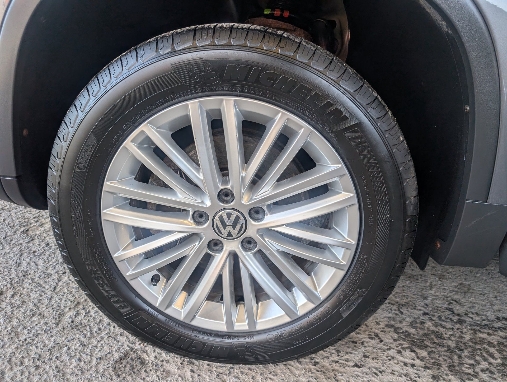 Volkswagen Tiguan 2016 - Image 27