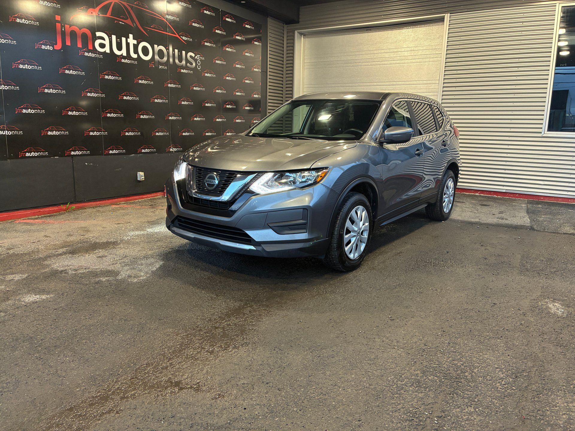 Nissan Rogue 2019 - Image 1