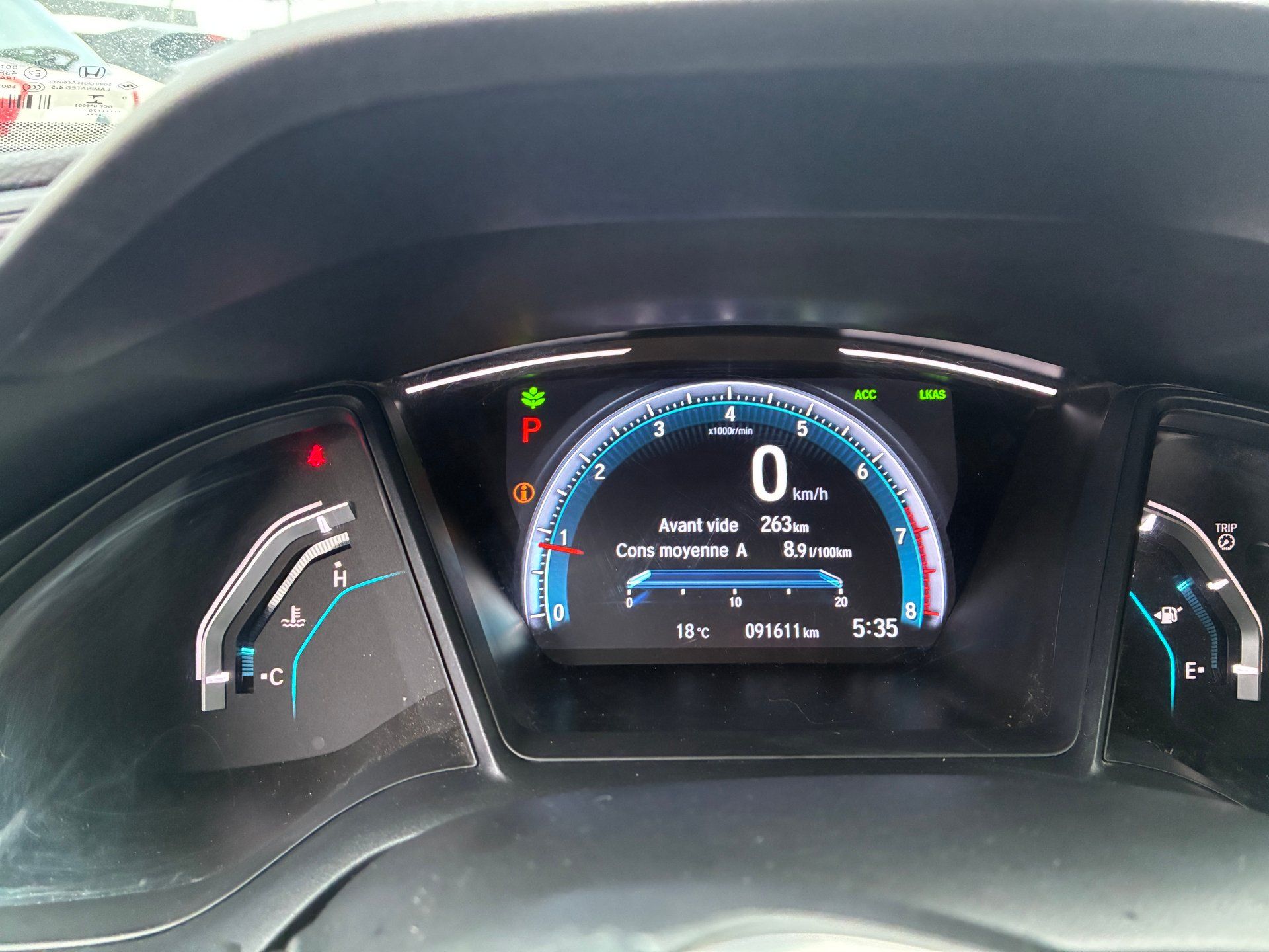 Honda Civic 2020 - Image 17