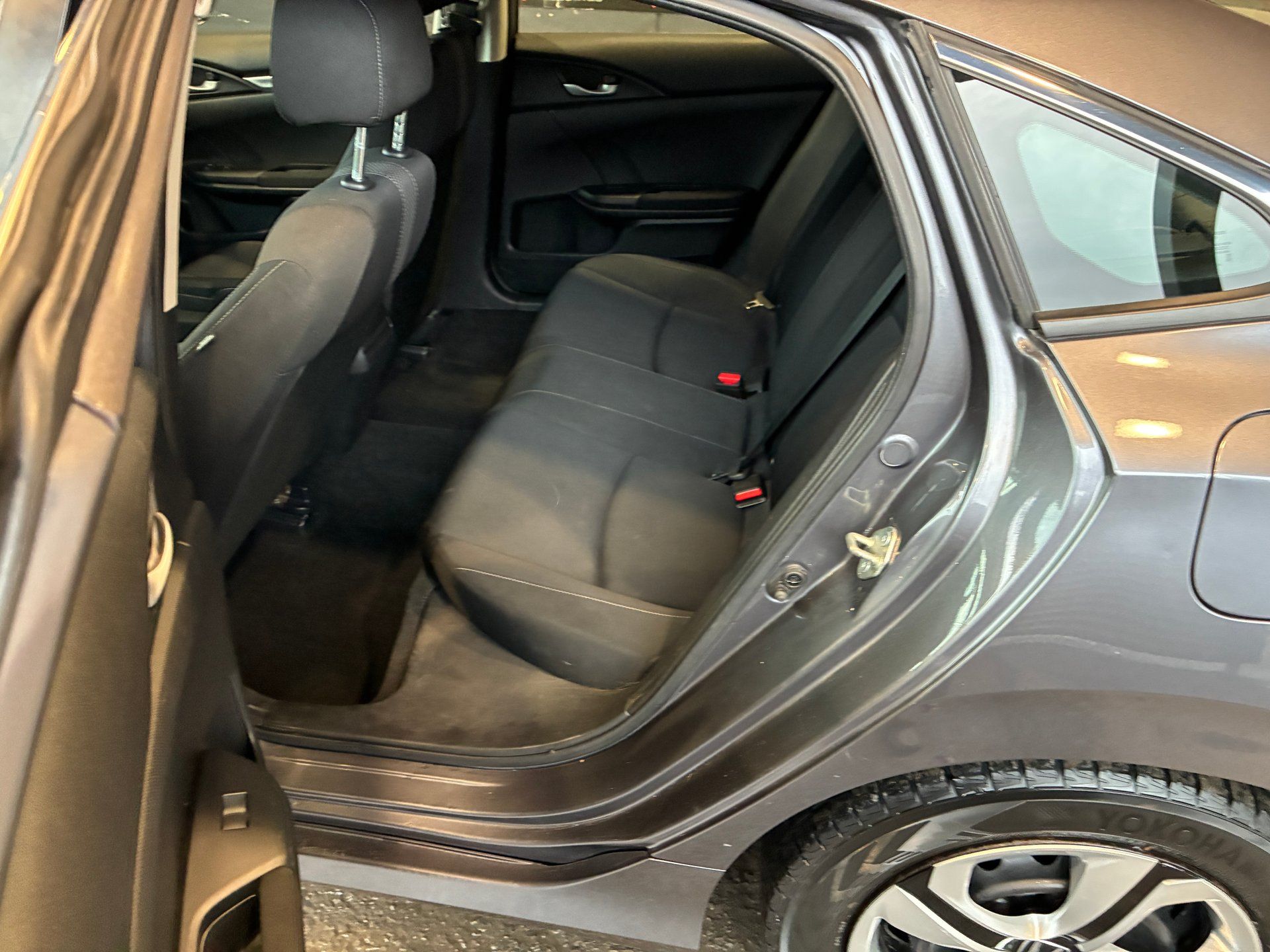 Honda Civic 2020 - Image 15