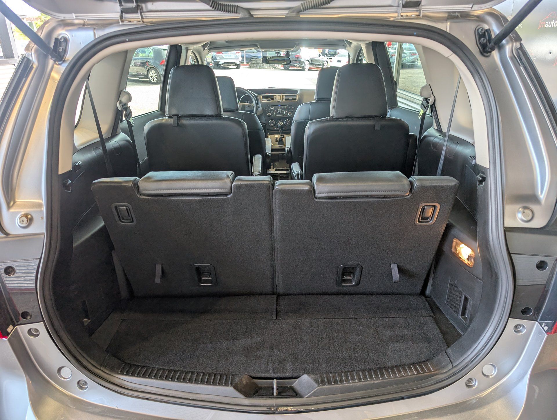 Mazda Mazda5 2017 - Image 27