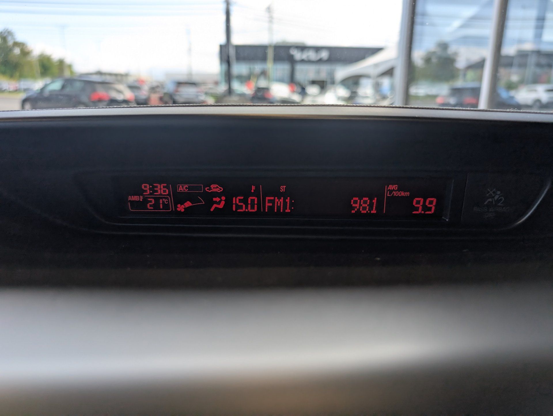 Mazda Mazda5 2017 - Image 21