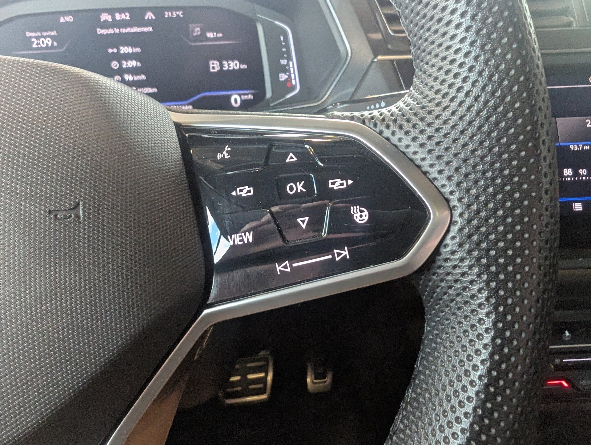 Volkswagen Tiguan 2022 - Image 20
