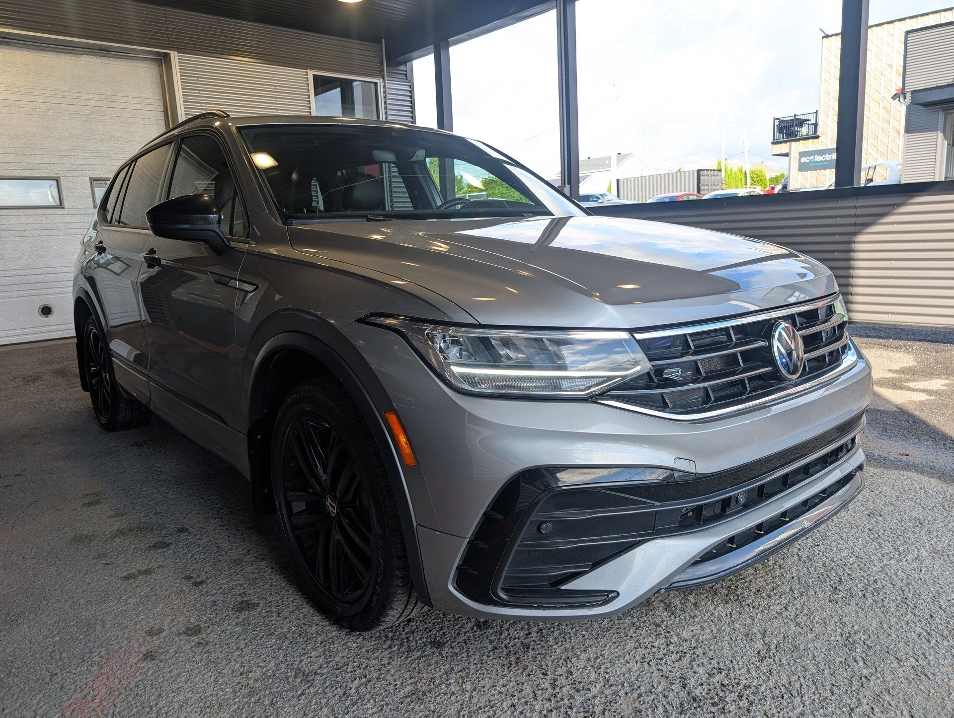 Volkswagen Tiguan 2022 - Image 5