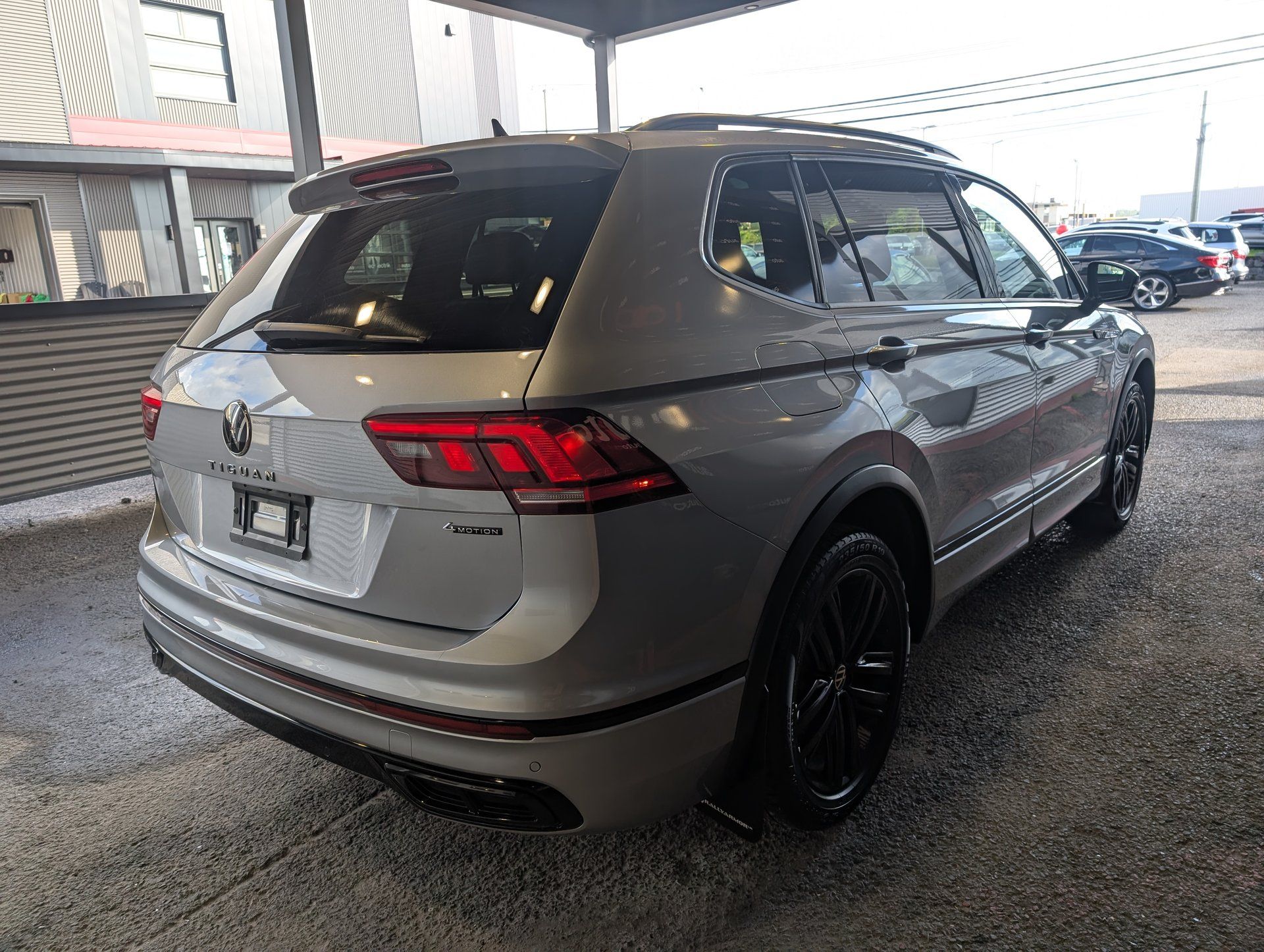 Volkswagen Tiguan 2022 - Image 7