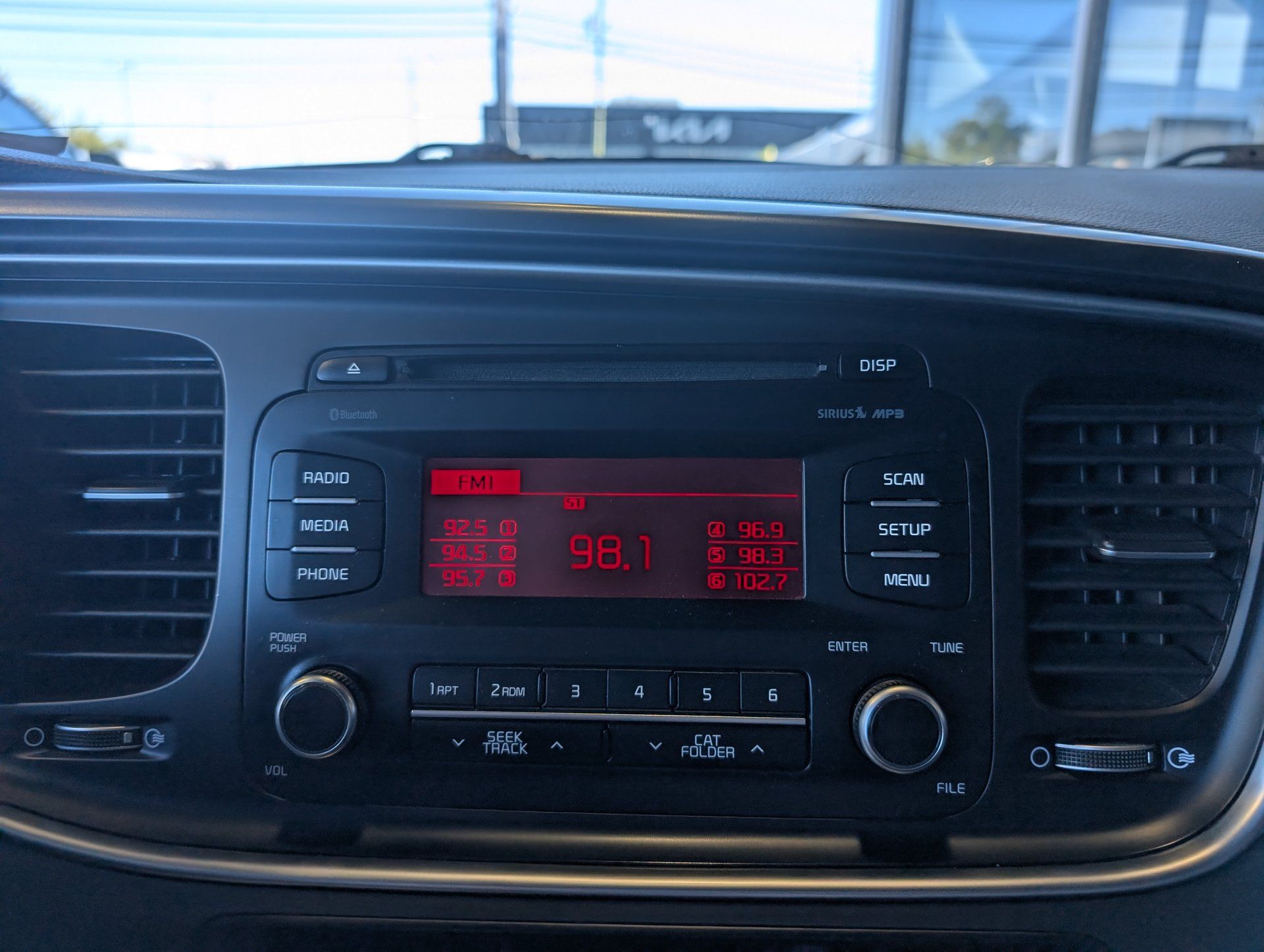 Kia Optima 2015 - Image 20