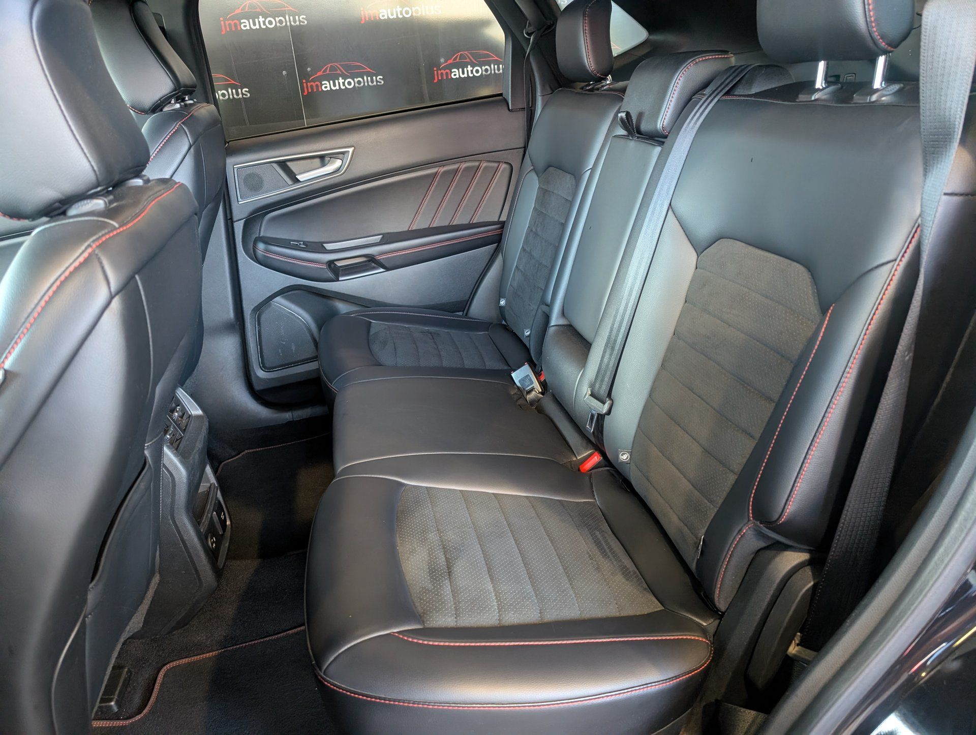 Ford Edge 2022 - Image 26