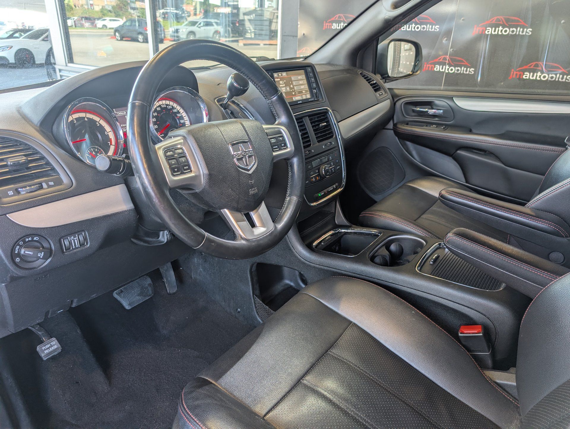 Dodge Grand Caravan 2018 - Image 12