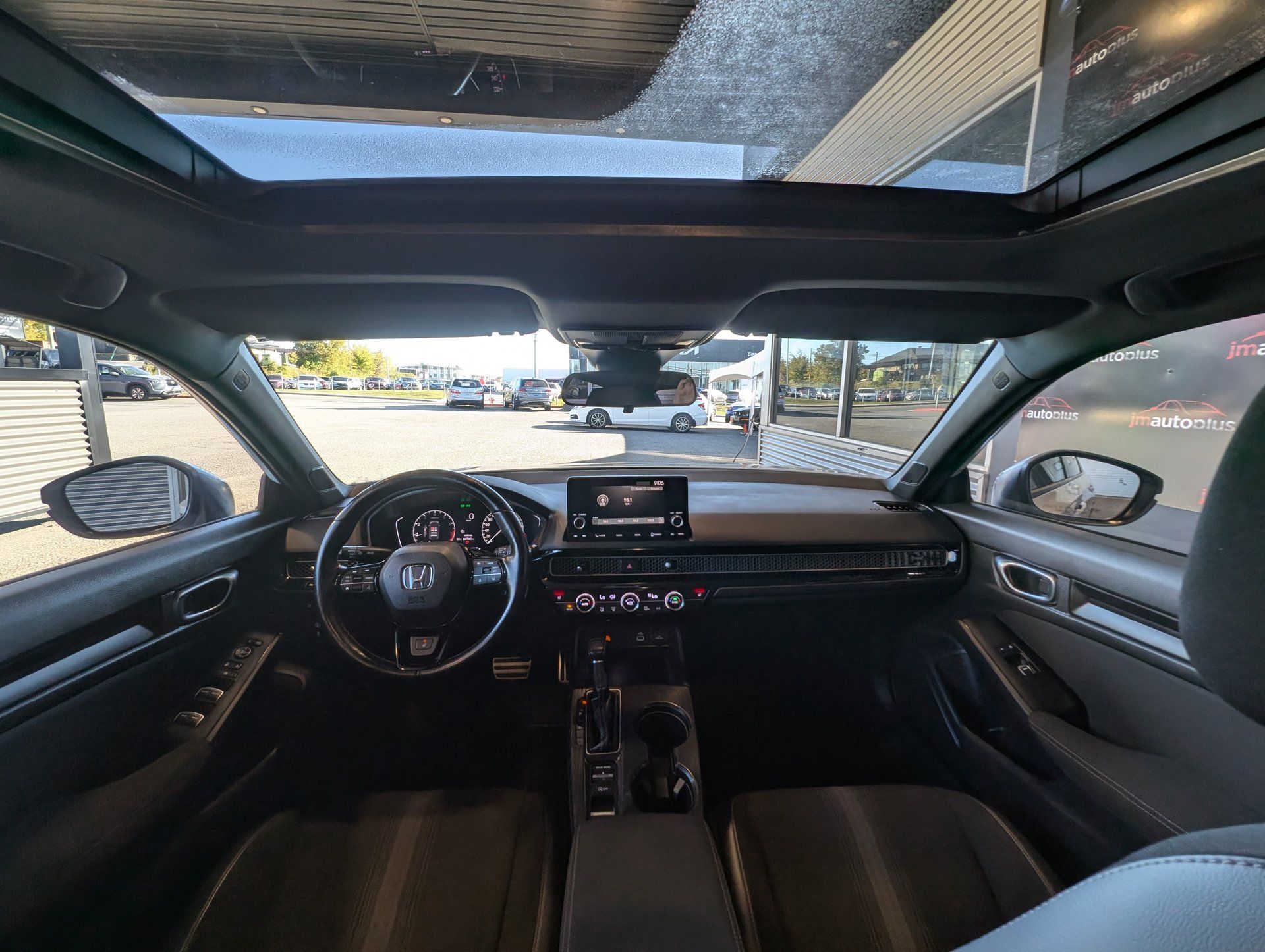 Honda Civic 2022 - Image 29