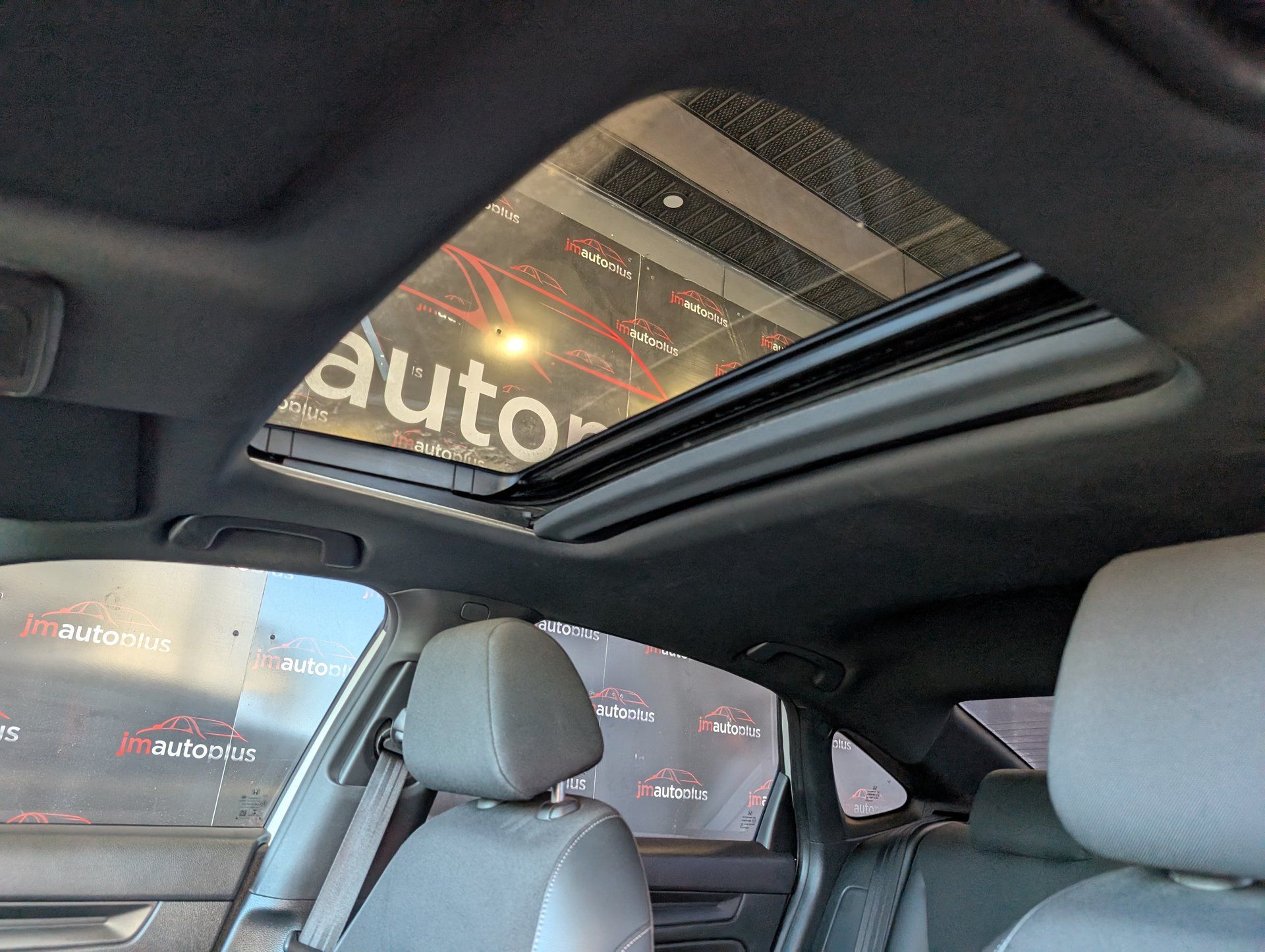 Honda Civic 2022 - Image 15