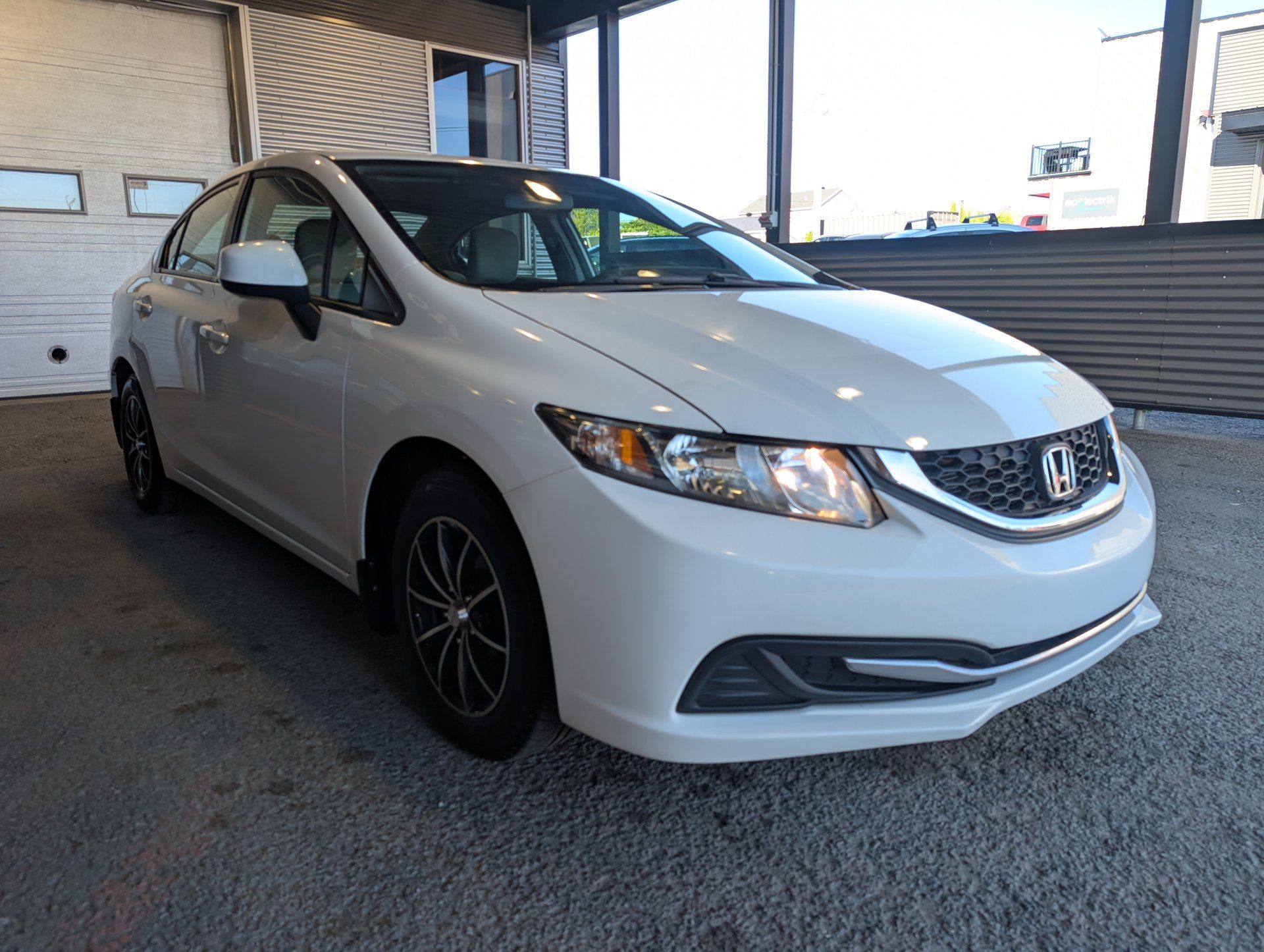 Honda Civic 2013 - Image 5