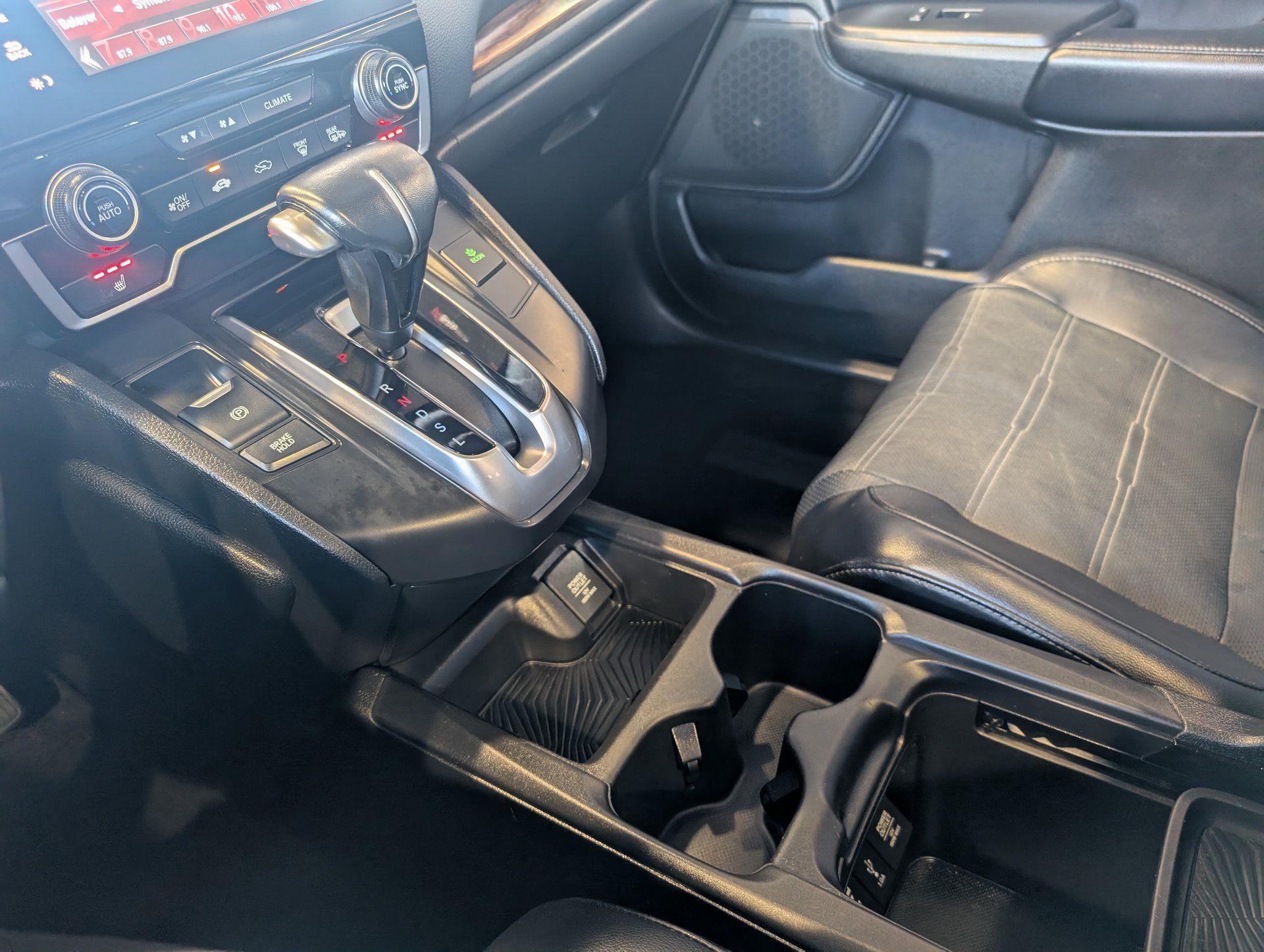 Honda CR-V 2018 - Image 26