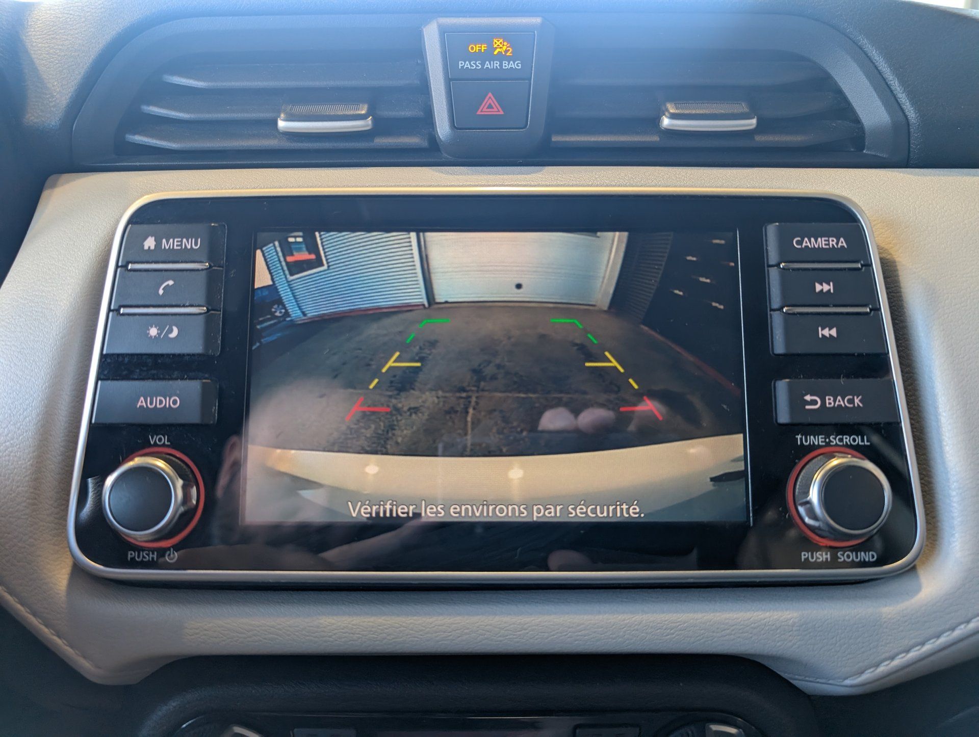 Nissan Versa 2021 - Image 20