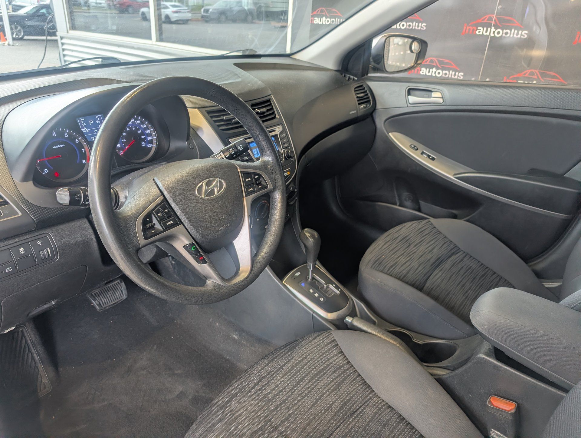 Hyundai Accent 2016 - Image 12