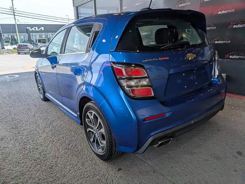 Chevrolet Sonic 2017 - Image 11
