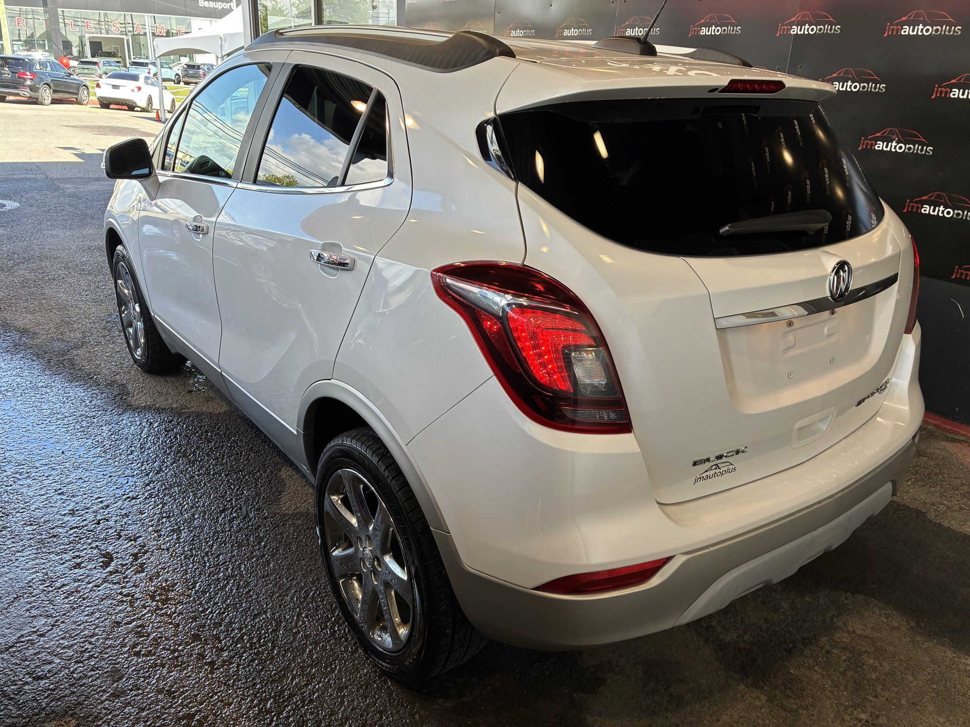 Buick Encore 2017 - Image 8