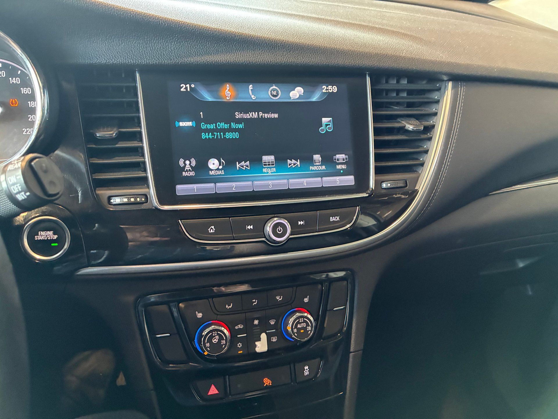 Buick Encore 2017 - Image 18
