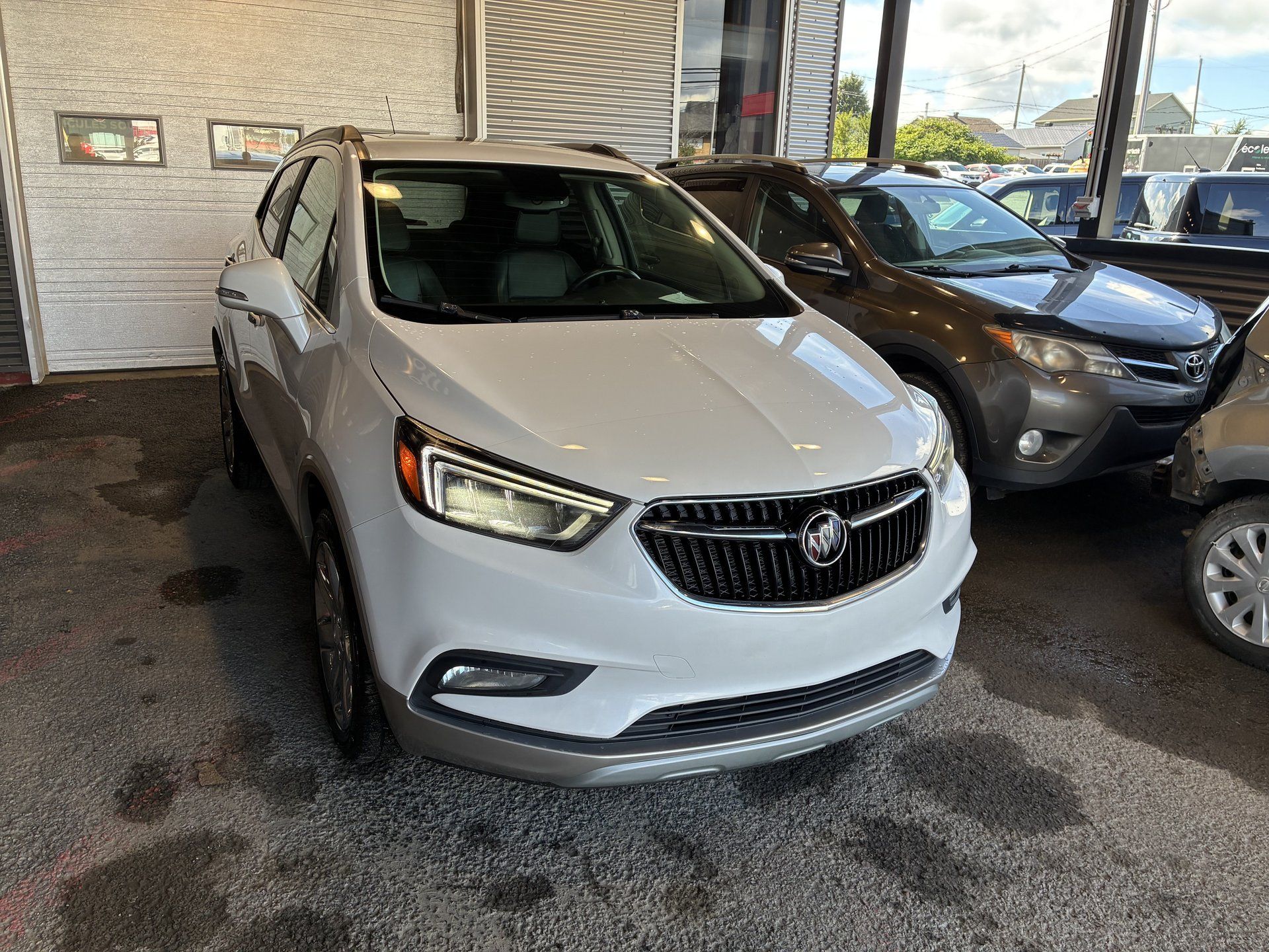 Buick Encore 2017 - Image 5