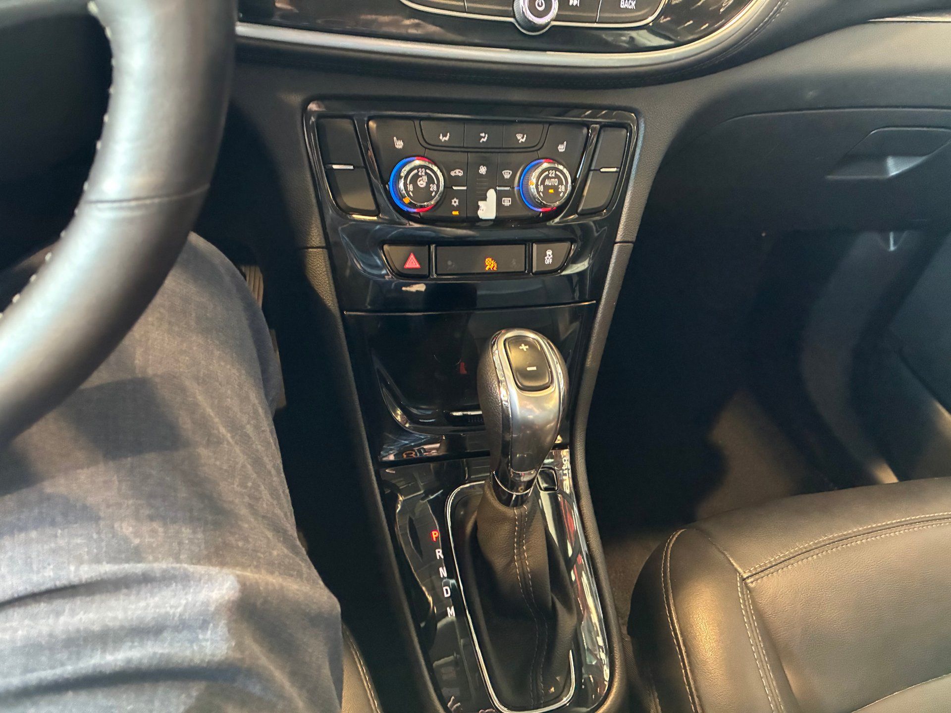 Buick Encore 2017 - Image 19
