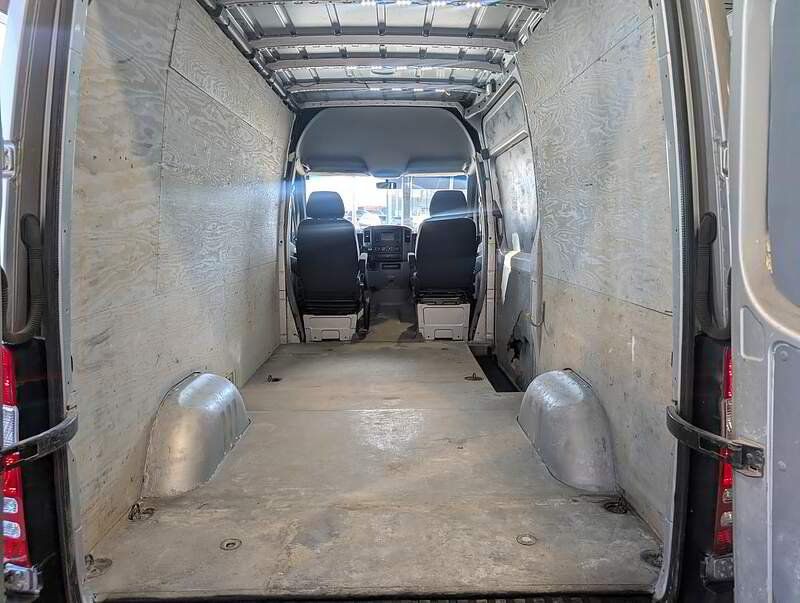 Mercedes-Benz Sprinter 2015 - Image 24