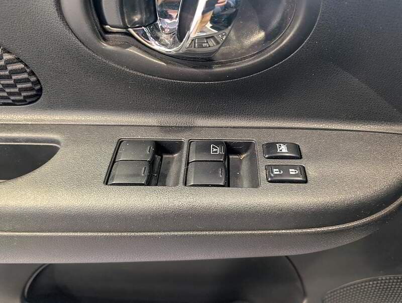 Nissan Micra 2016 - Image 9