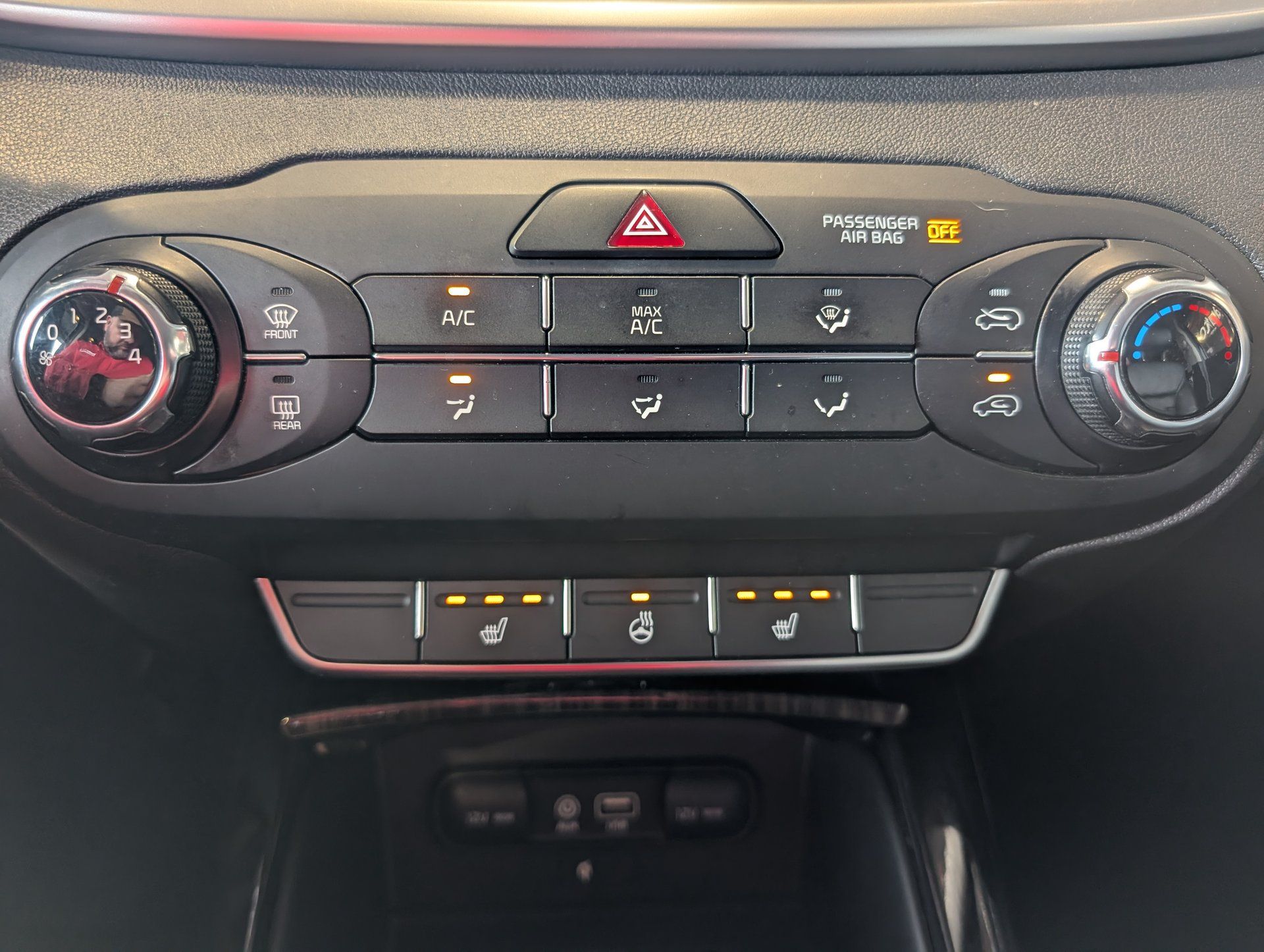 Kia Sorento 2019 - Thumbnail 25