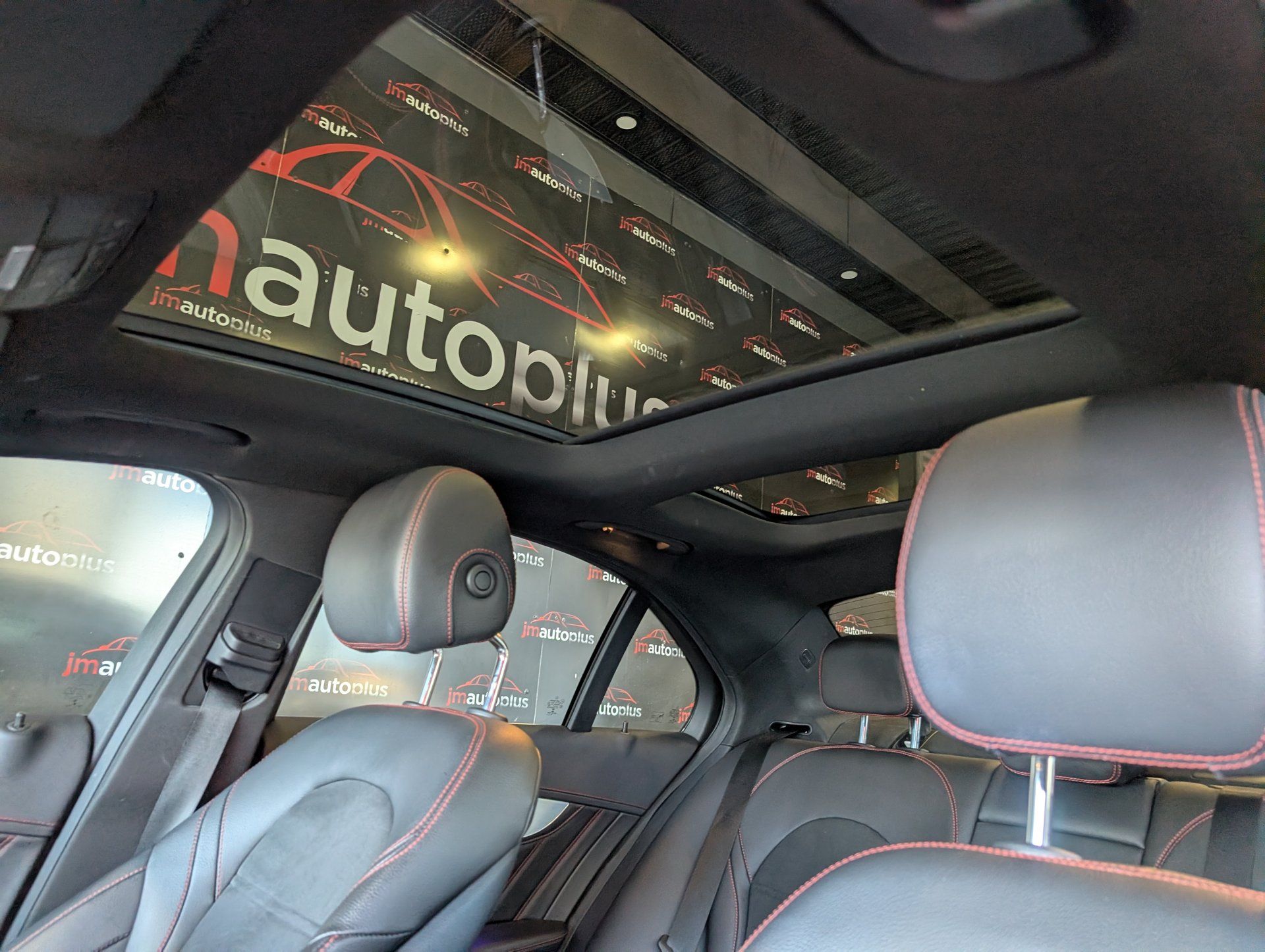 Mercedes-Benz AMG C 43 2019 - Thumbnail 15