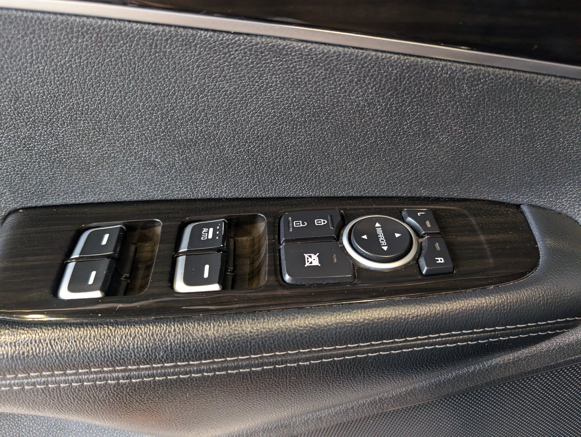 Kia Sorento 2019 - Thumbnail 16