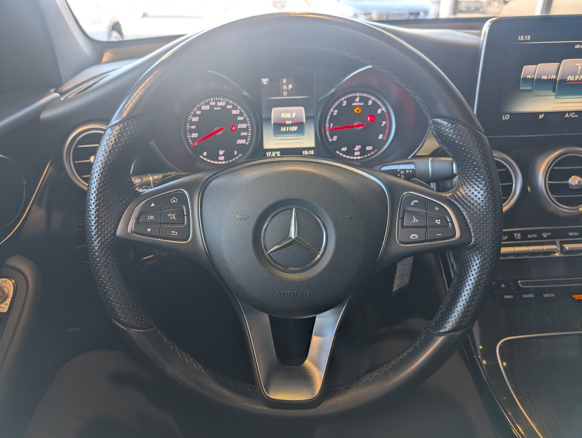 Mercedes-Benz GLC 300 2017 - Thumbnail 18
