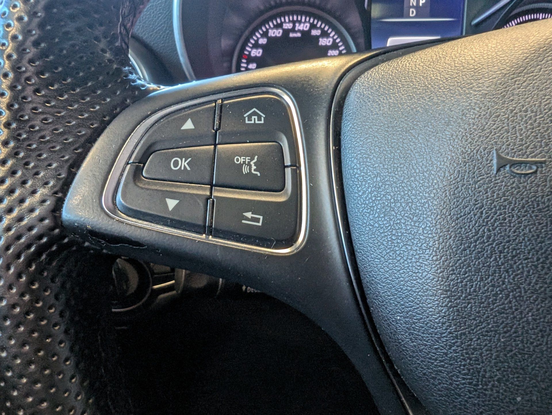 Mercedes-Benz GLC 300 2017 - Thumbnail 19