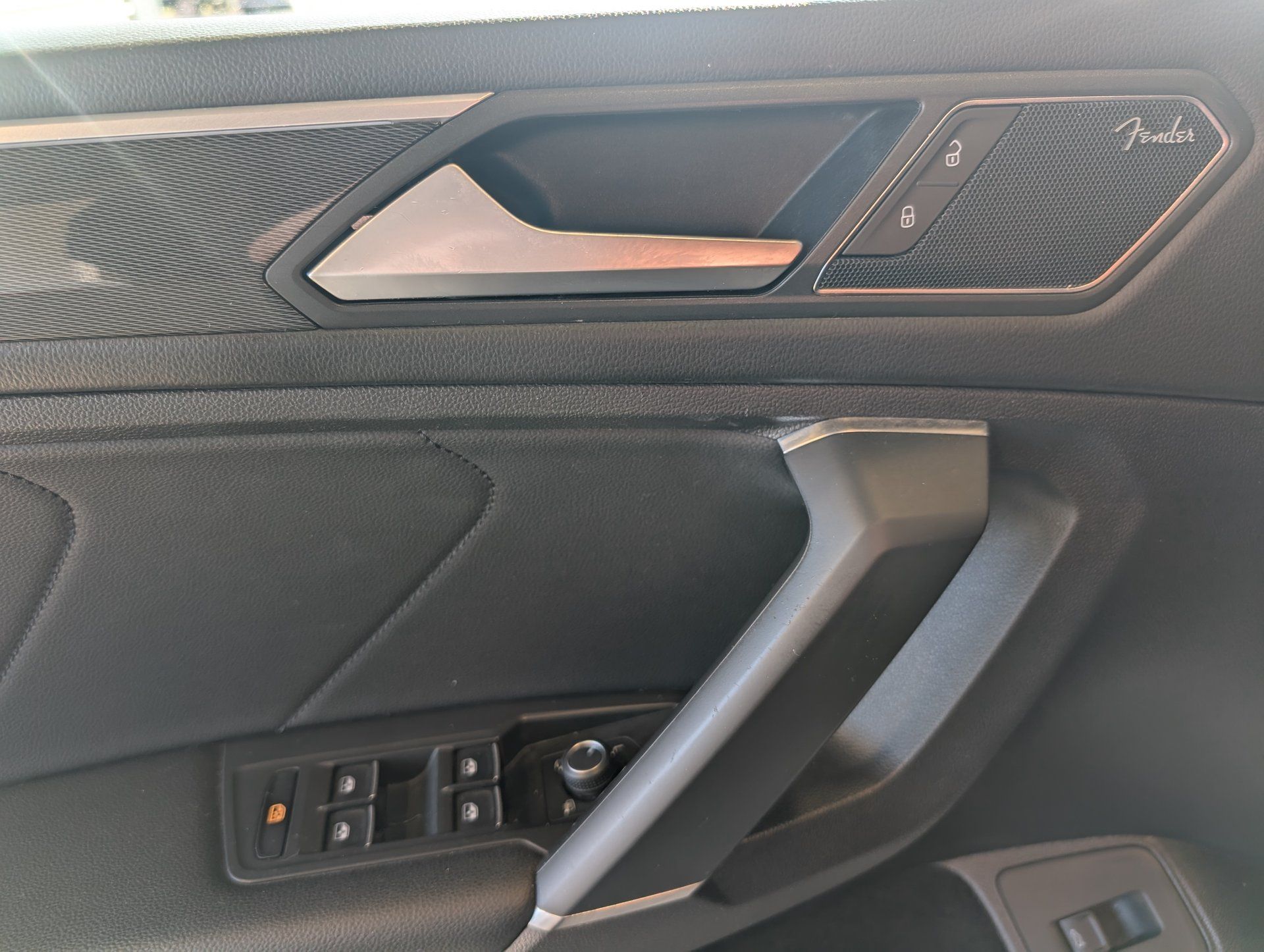 Volkswagen Tiguan 2020 - Thumbnail 18