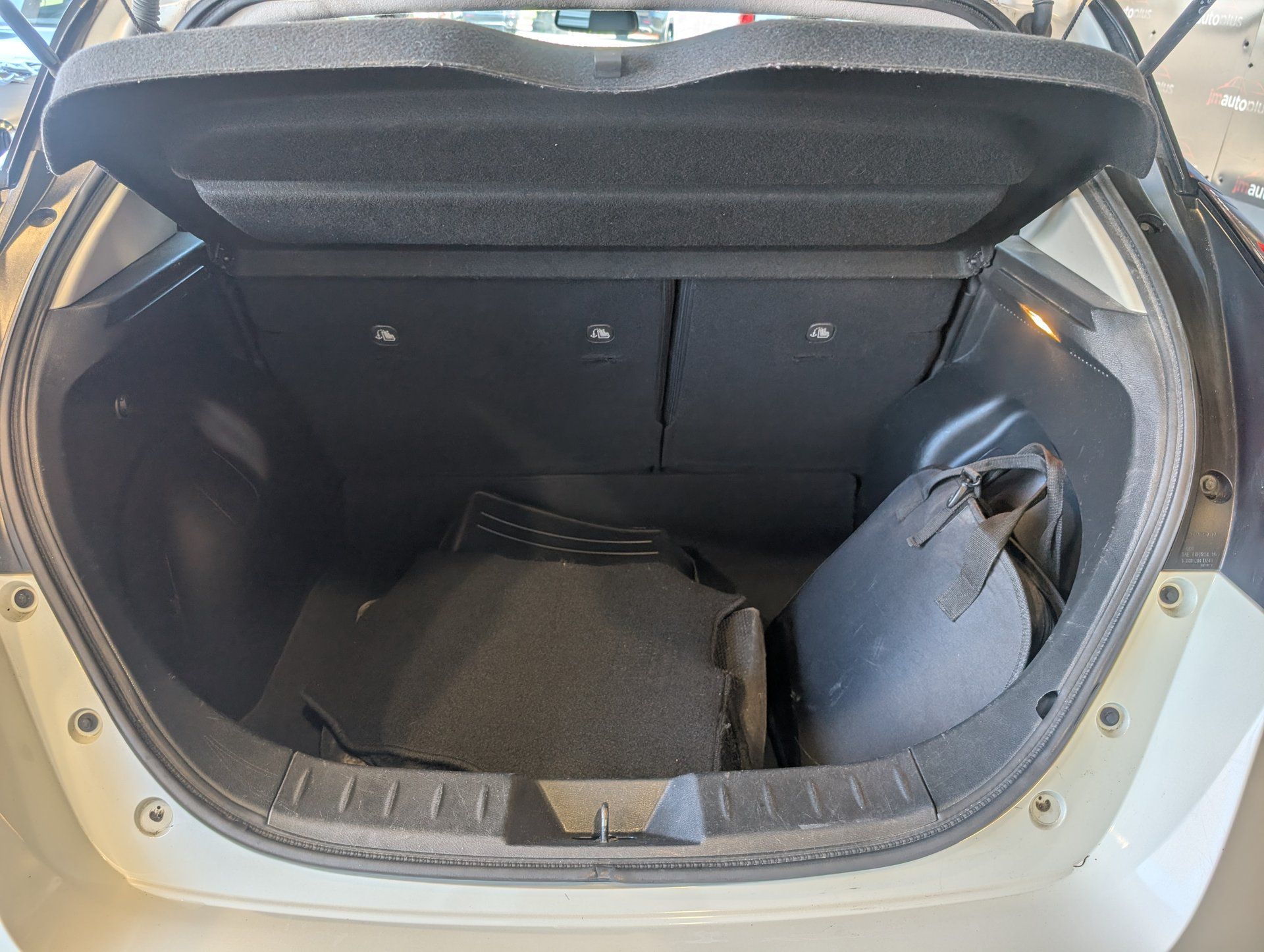 Nissan LEAF 2020 - Thumbnail 29