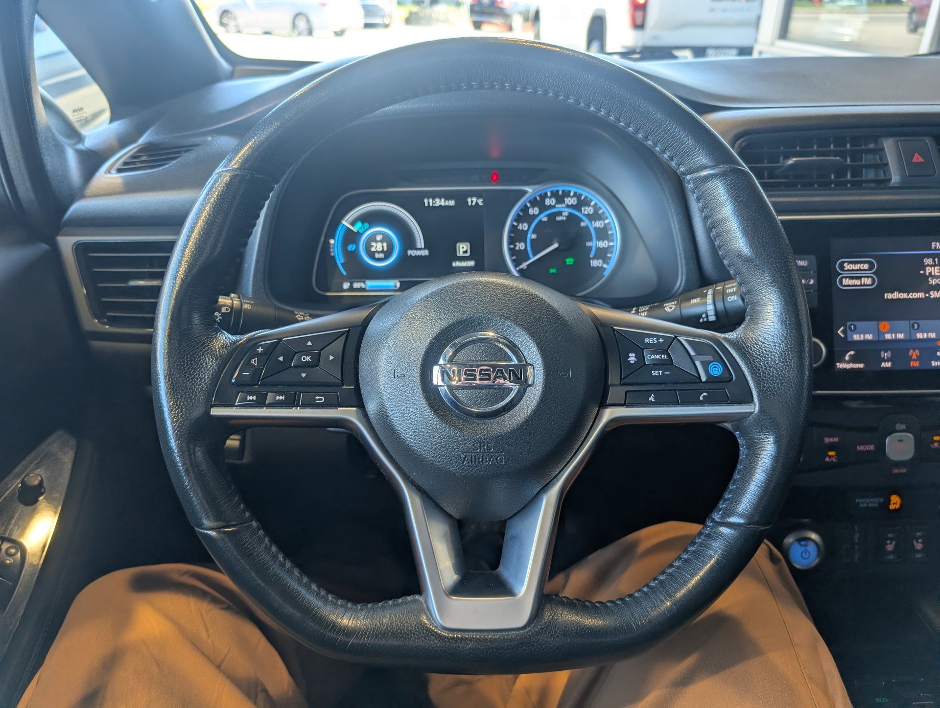Nissan LEAF 2020 - Thumbnail 18