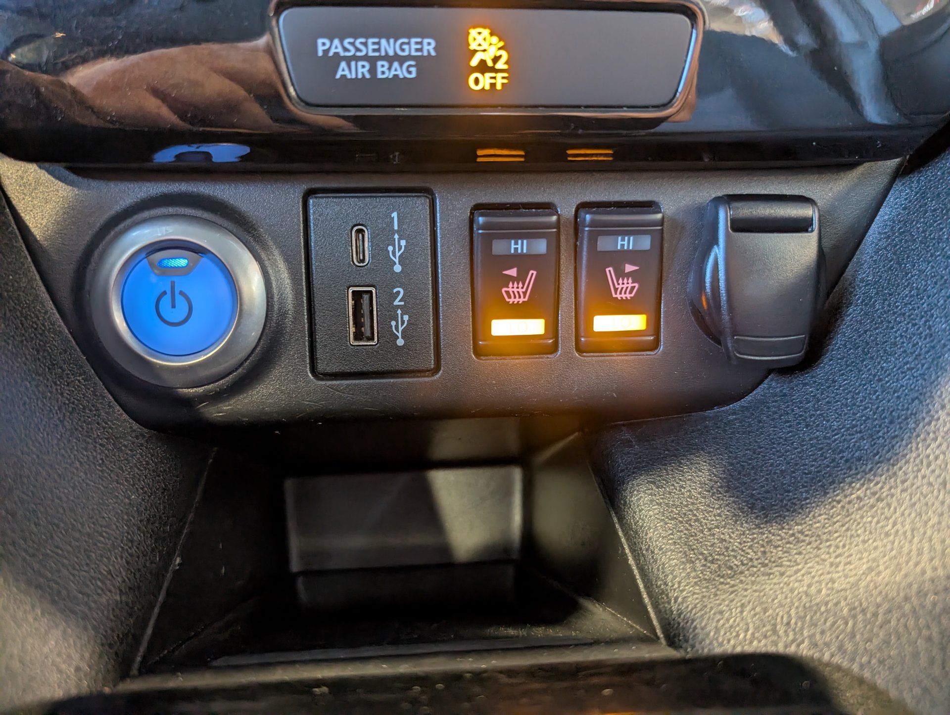 Nissan LEAF 2020 - Thumbnail 25
