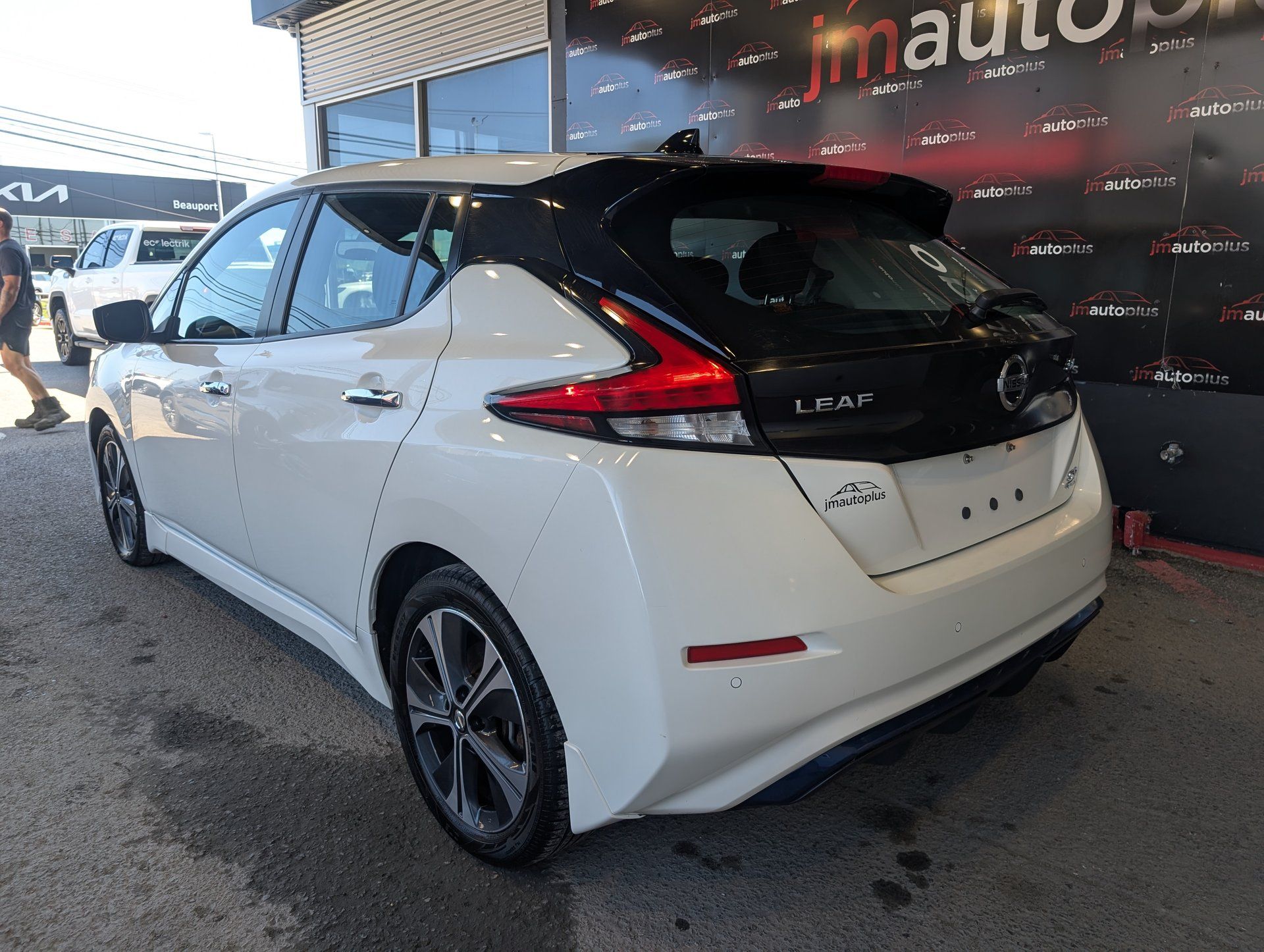 Nissan LEAF 2020 - Thumbnail 11