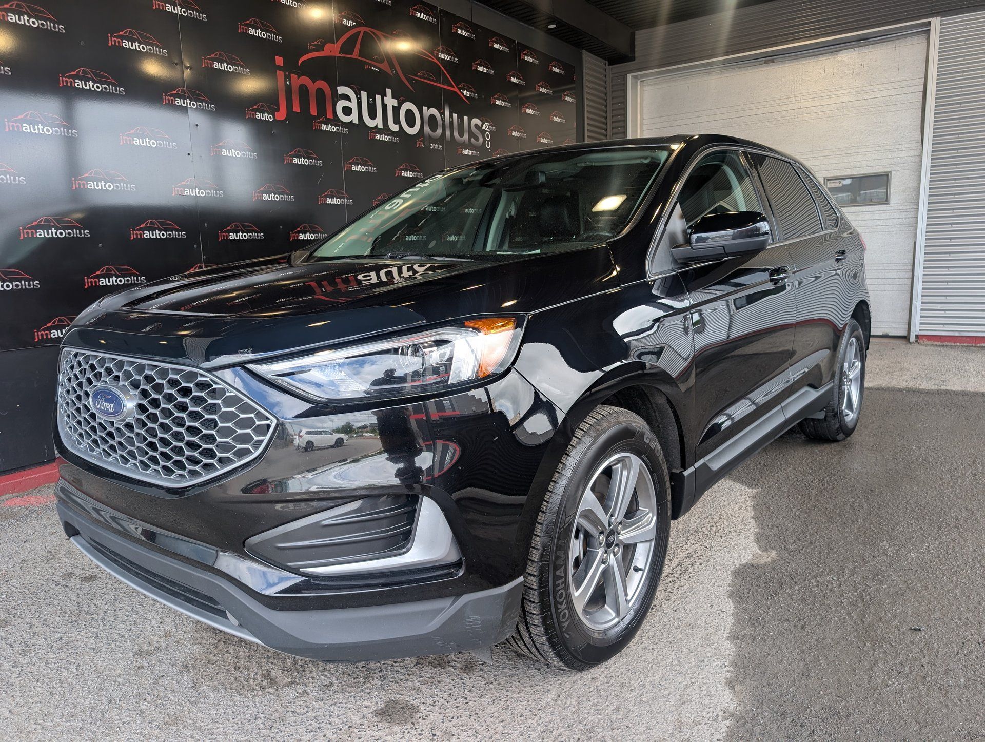 Ford Edge 2023 - Thumbnail 1