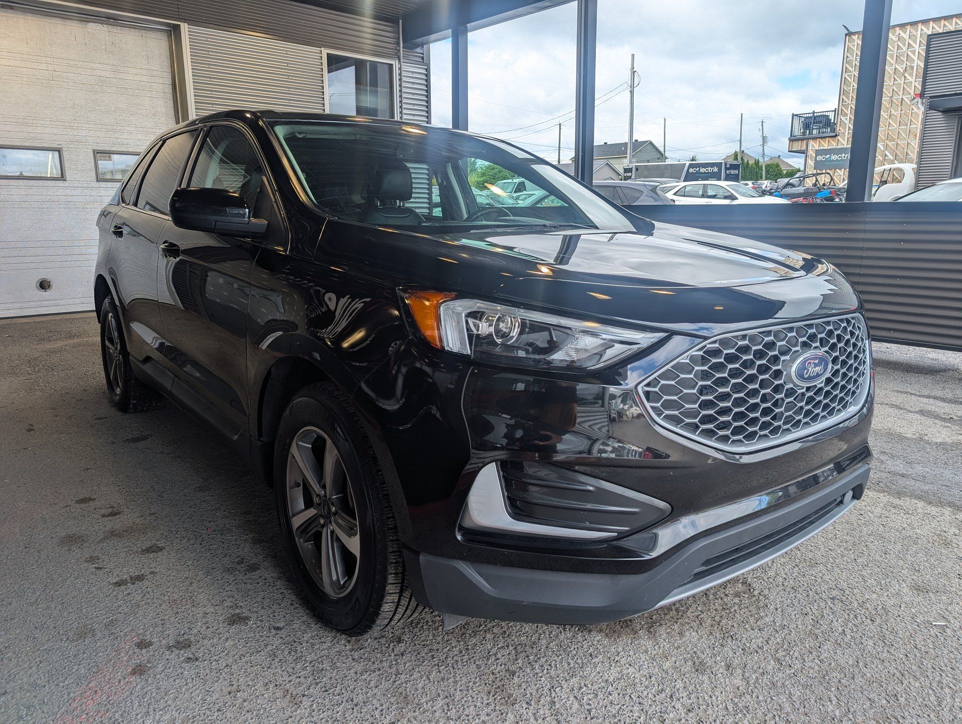 Ford Edge 2023 - Thumbnail 5