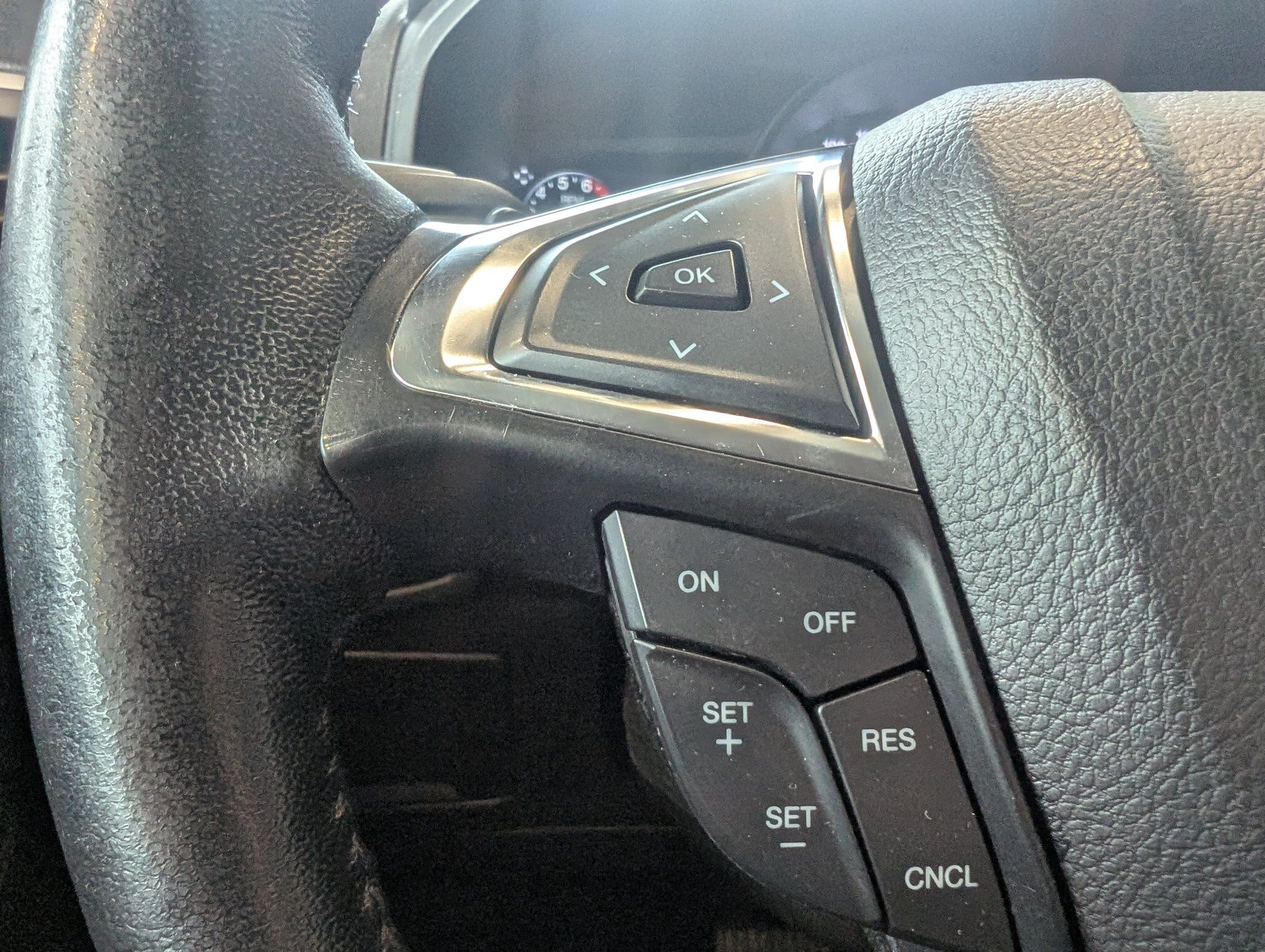 Ford Edge 2023 - Thumbnail 19