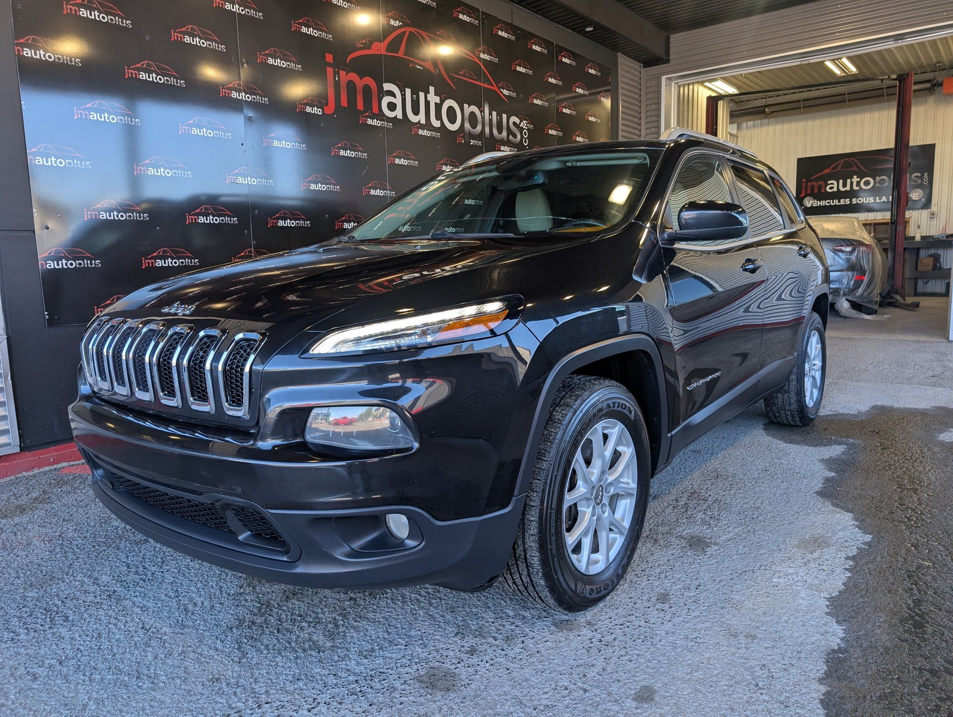 Jeep Cherokee 2015 - Thumbnail 1