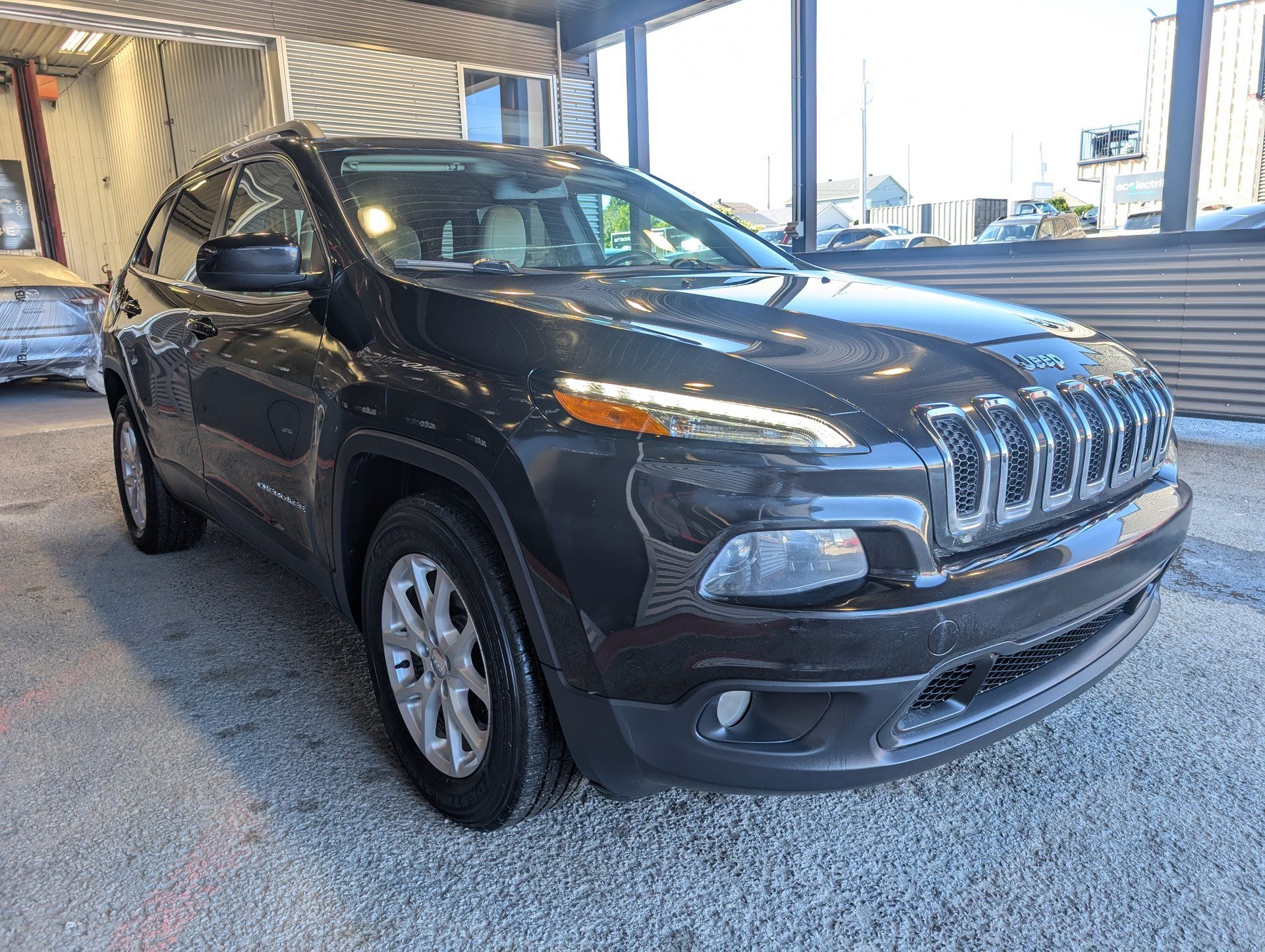 Jeep Cherokee 2015 - Thumbnail 5