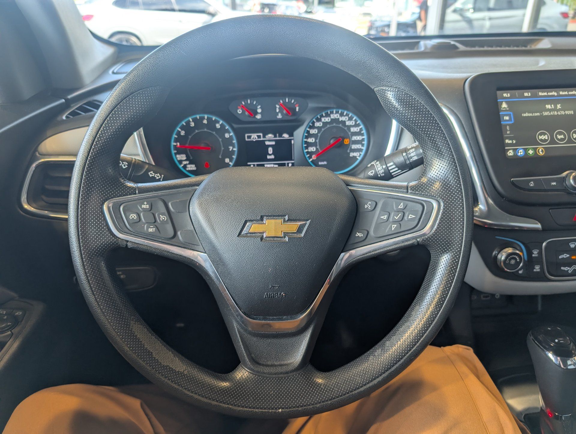 Chevrolet Equinox 2019 - Thumbnail 11