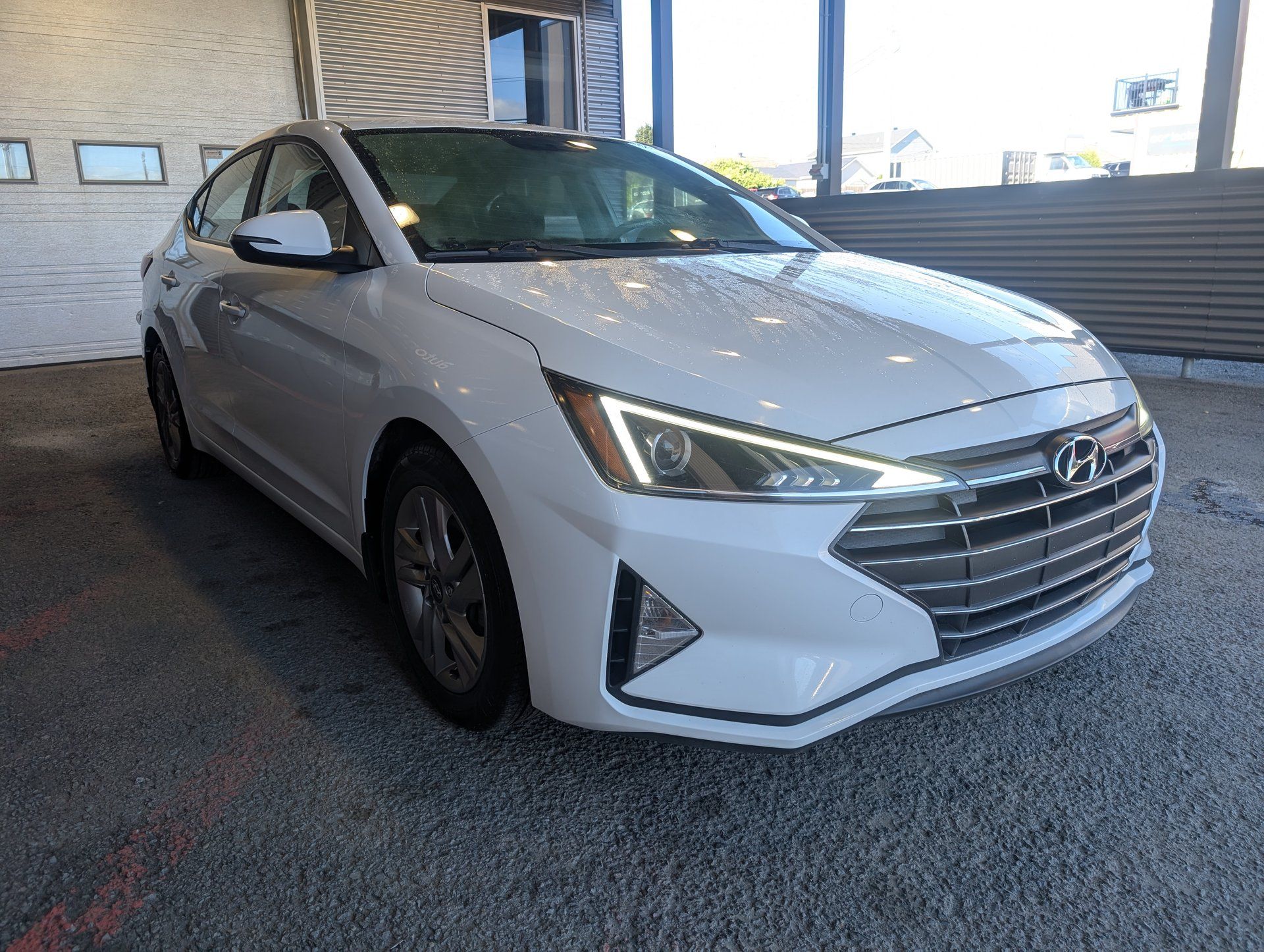 Hyundai Elantra 2020 - Thumbnail 5