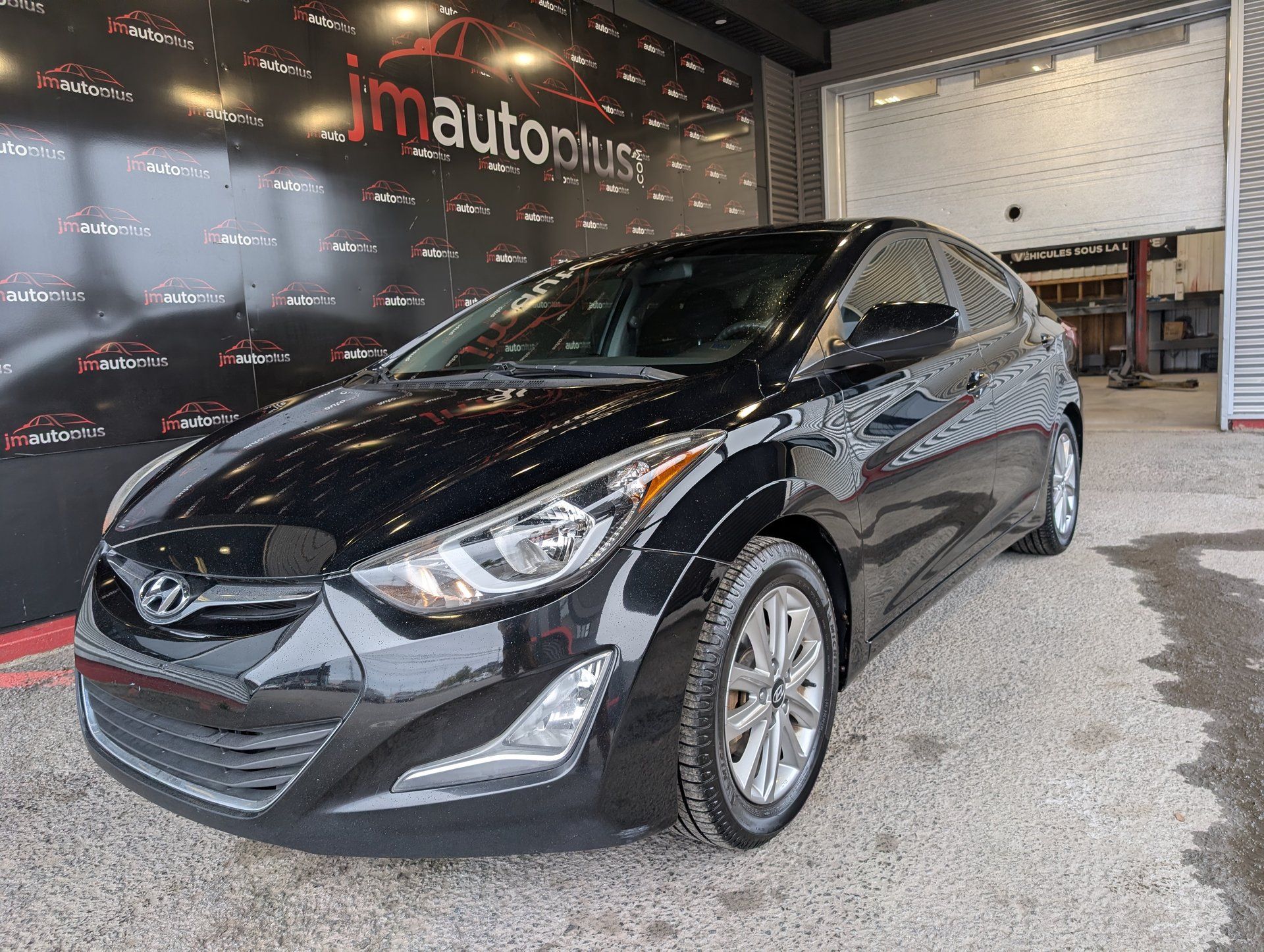 Hyundai Elantra 2015 - Thumbnail 1