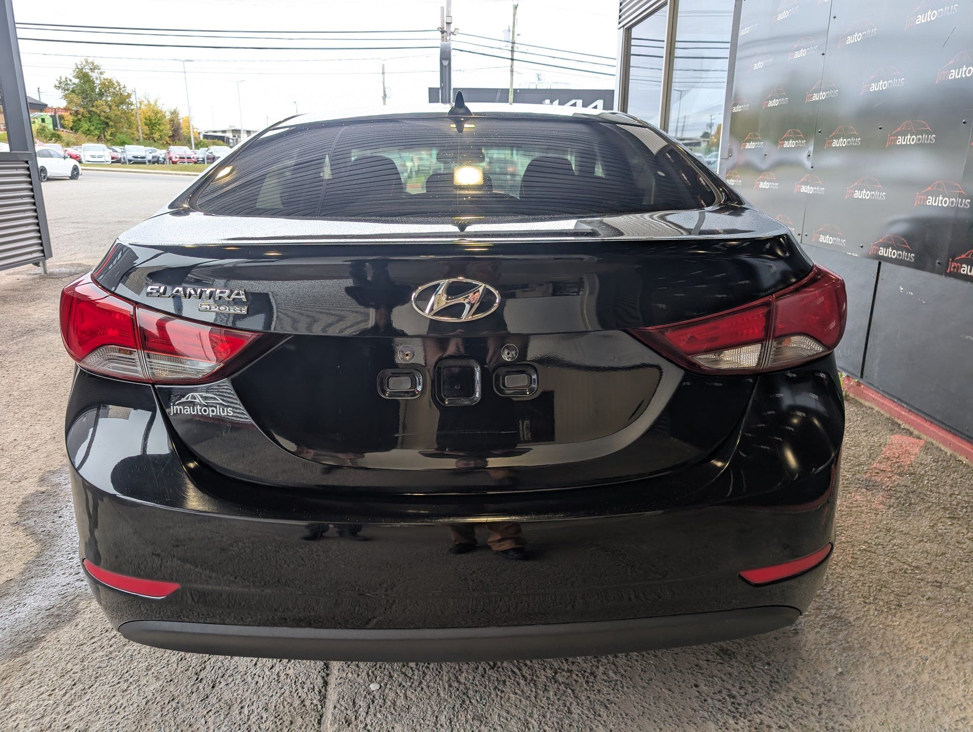 Hyundai Elantra 2015 - Thumbnail 9