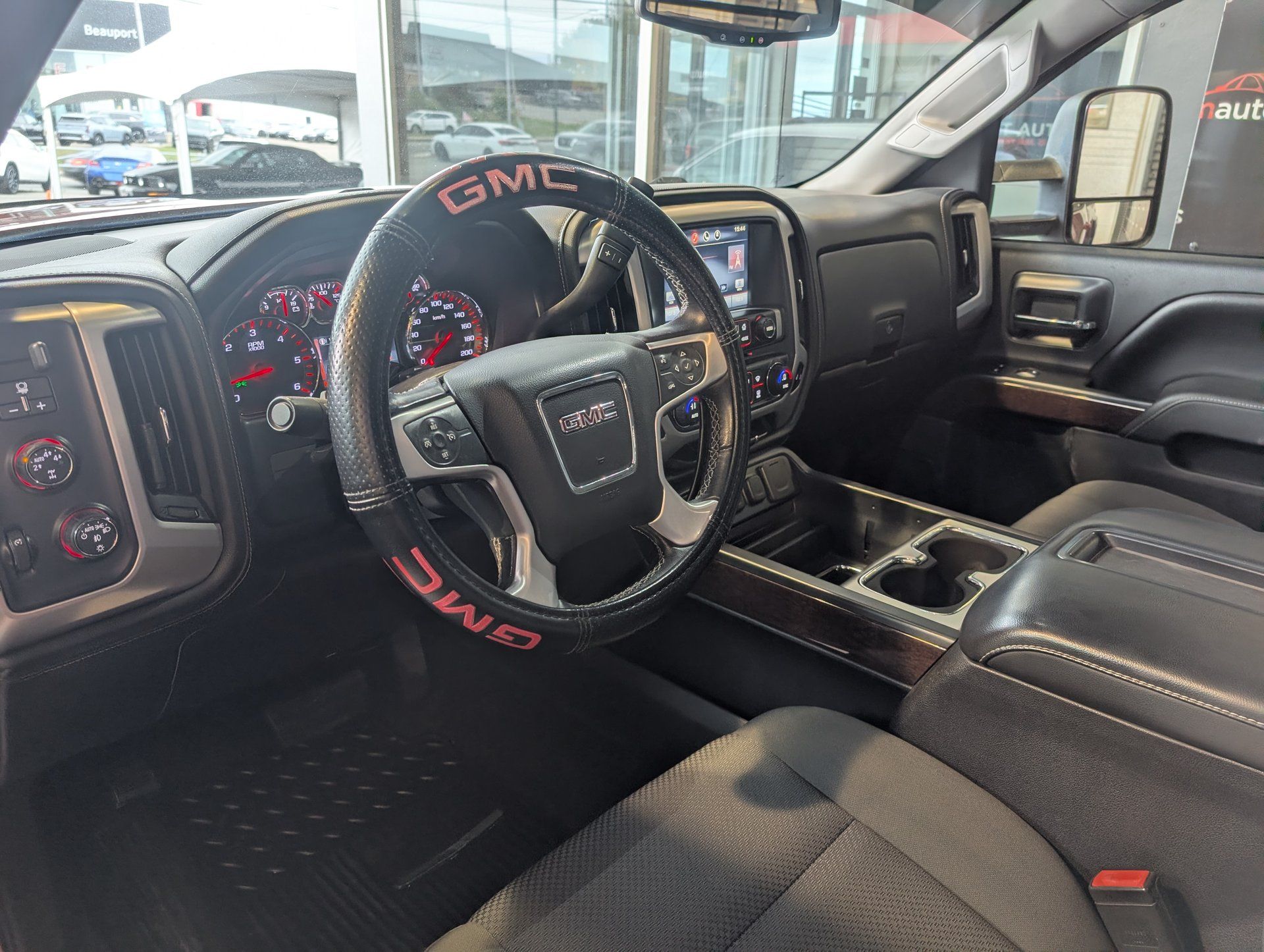 GMC Sierra 1500 2015 - Thumbnail 12